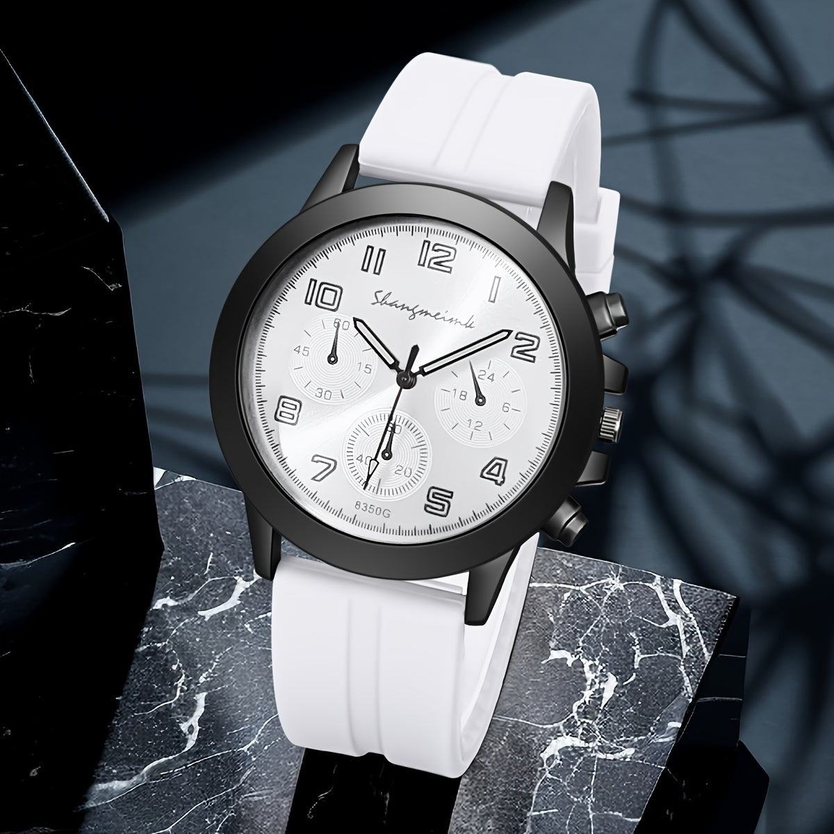 Unisex Minimalist Silicone Strap Watch with Zinc Alloy Dial and Quartz Movement