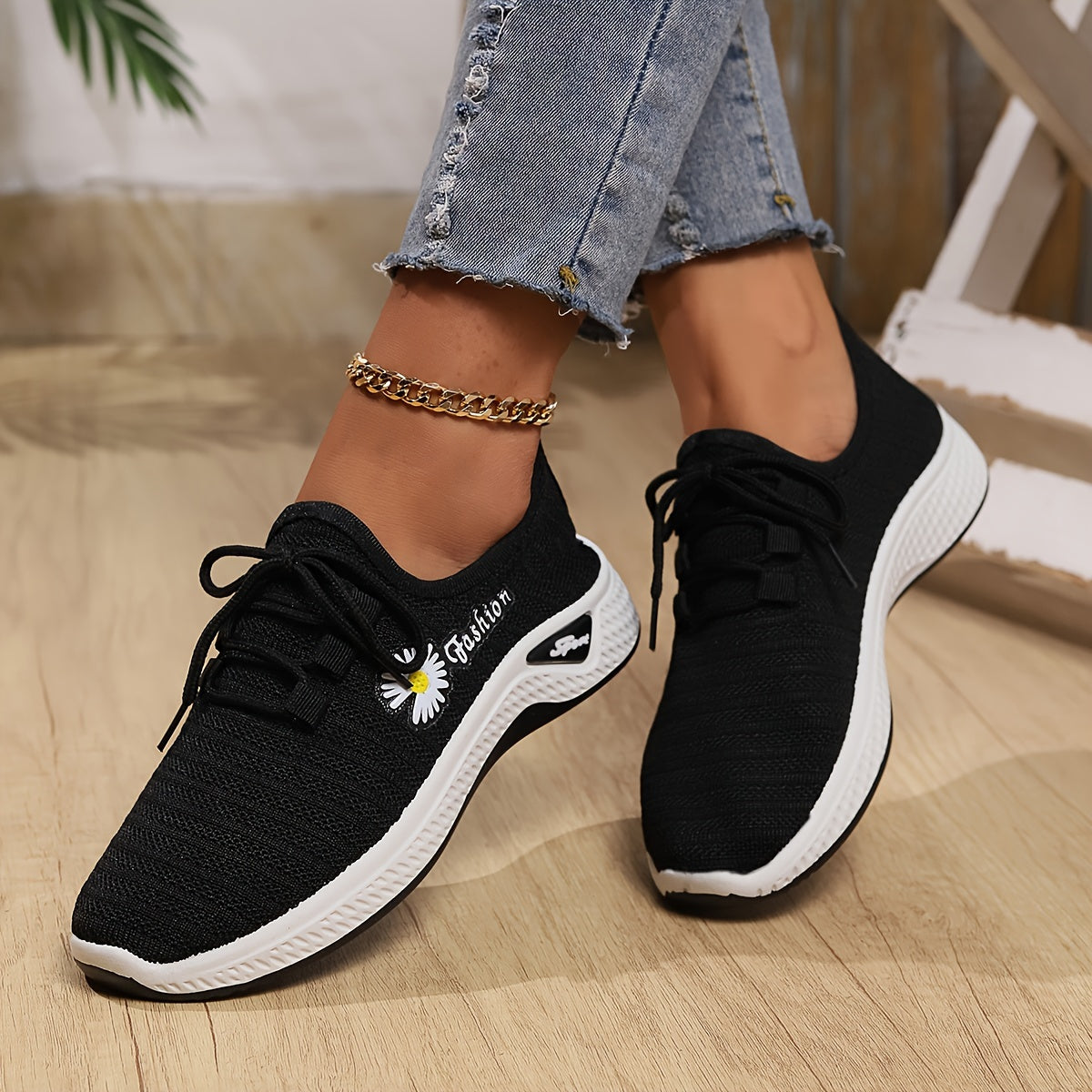 Women's Floral Pattern Lace-Up Sneakers Breathable Soft Sole Running Shoes