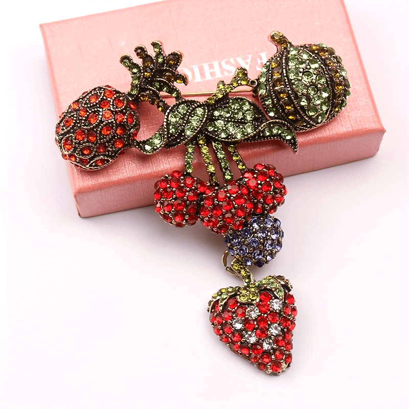 Vintage Rhinestone Fruit Brooch Pins Set Pineapple Strawberry Lychee Decorative Lapel Pin