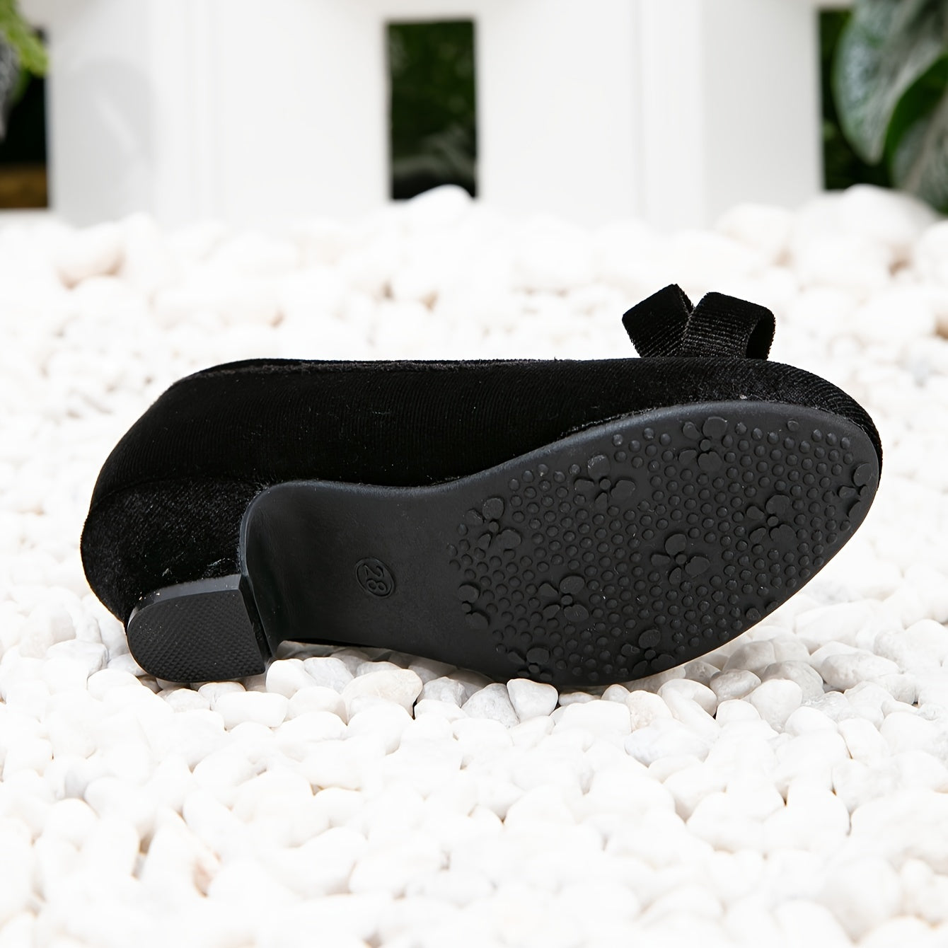 Girls Black Princess High Heels with Bowknot Breathable Non-Slip Sole for Dance and Casual Wear