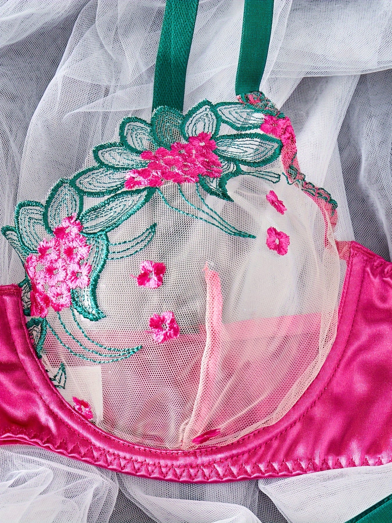 Plus Size Women's Floral Embroidered Mesh Lingerie Set Bra and Thong