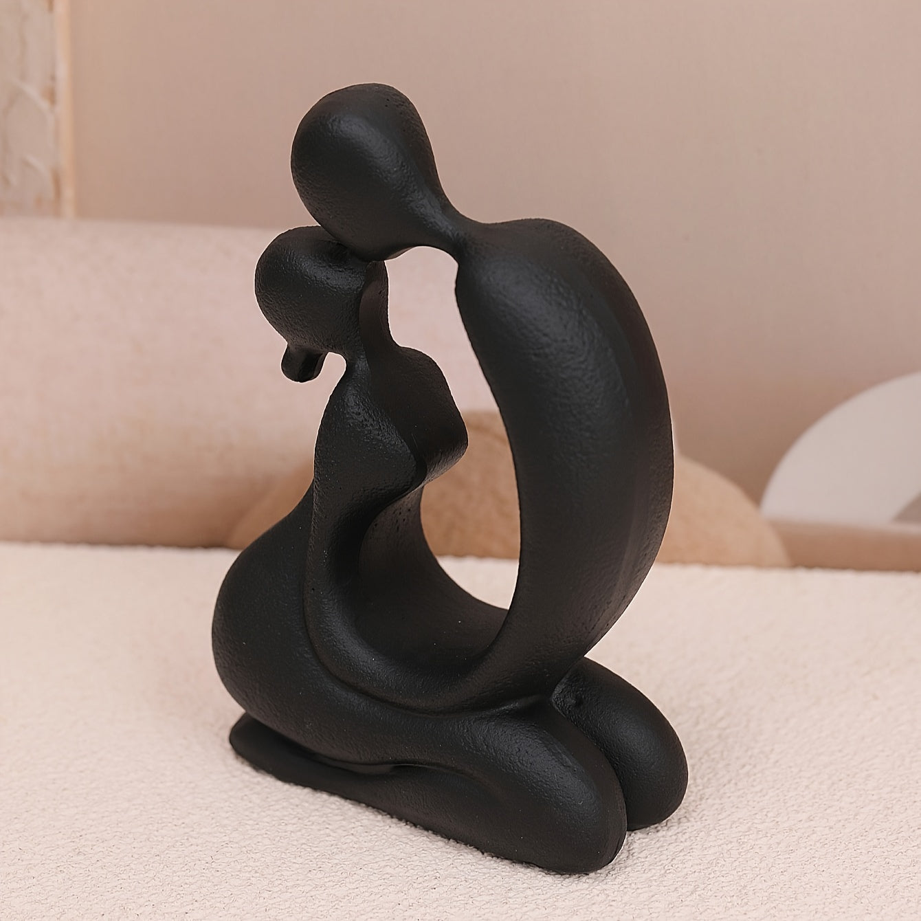 Abstract Resin Couple Sculpture for Indoor Outdoor Decor