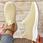 Women's Casual Slip-On Sneakers Breathable Mesh Lightweight Outdoor Shoes
