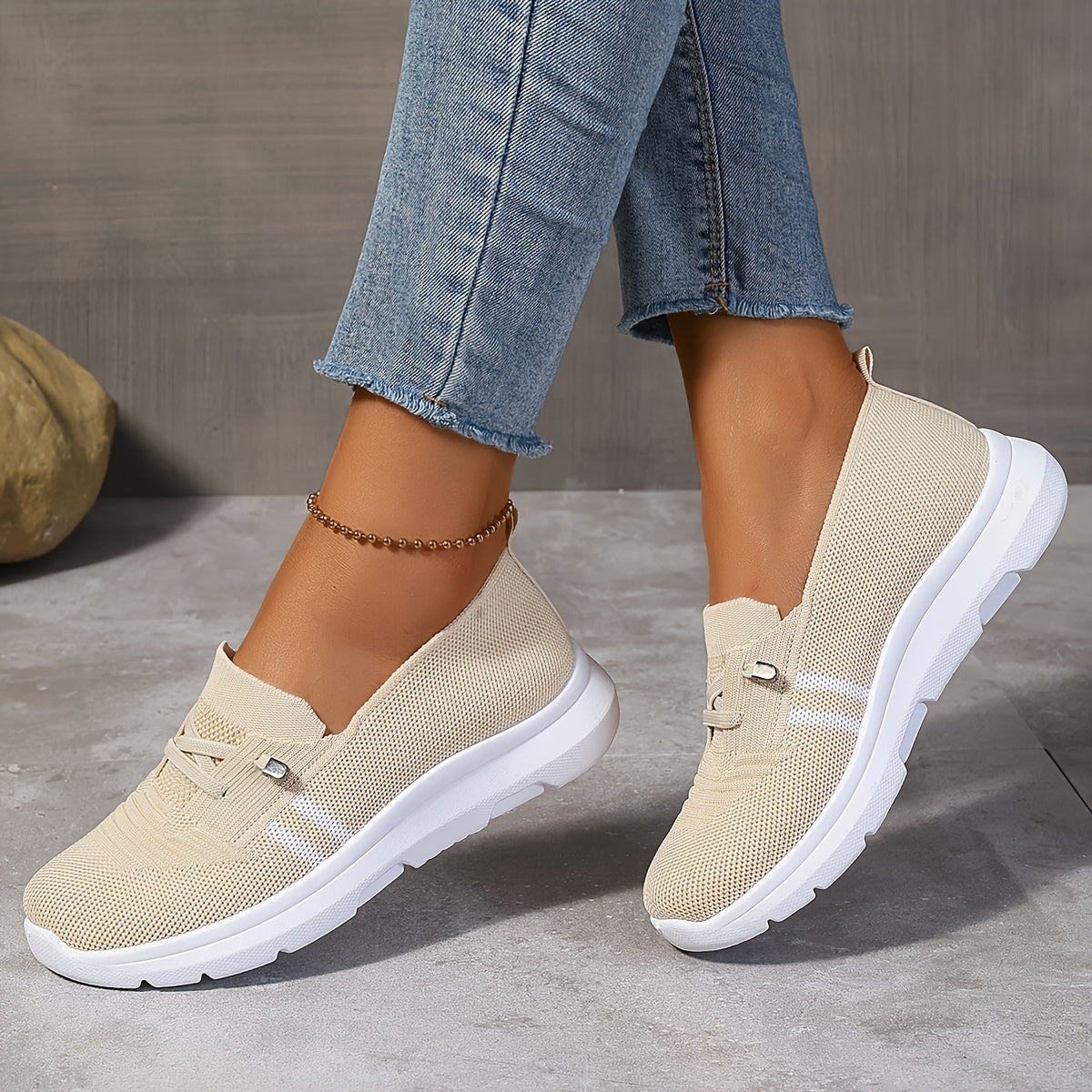Ladies Breathable Casual Slip-On Sneakers Low Top Fabric Stripes