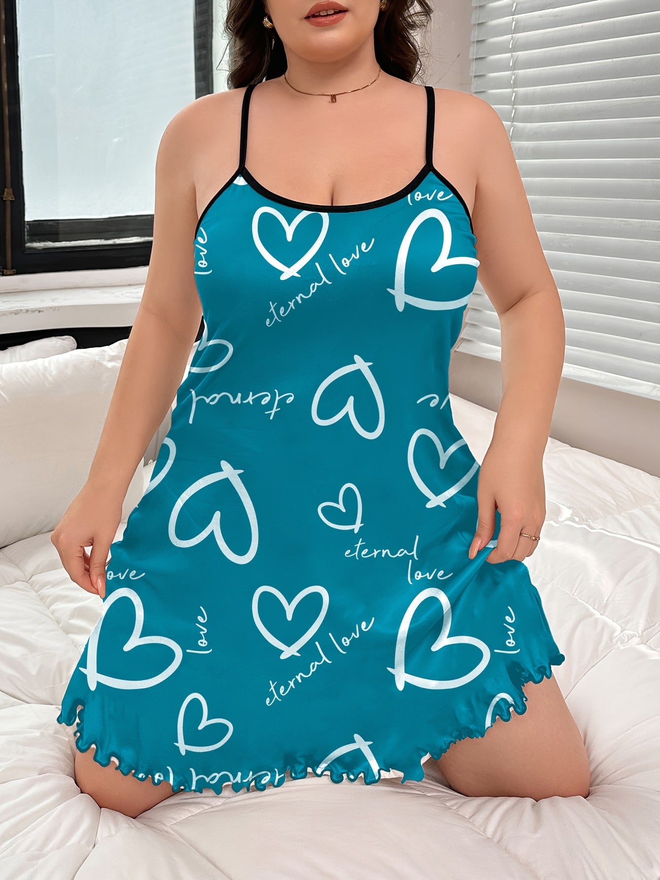 Women Plus Size Heart Pattern Spaghetti Strap Nightgown Polyester Sleepwear