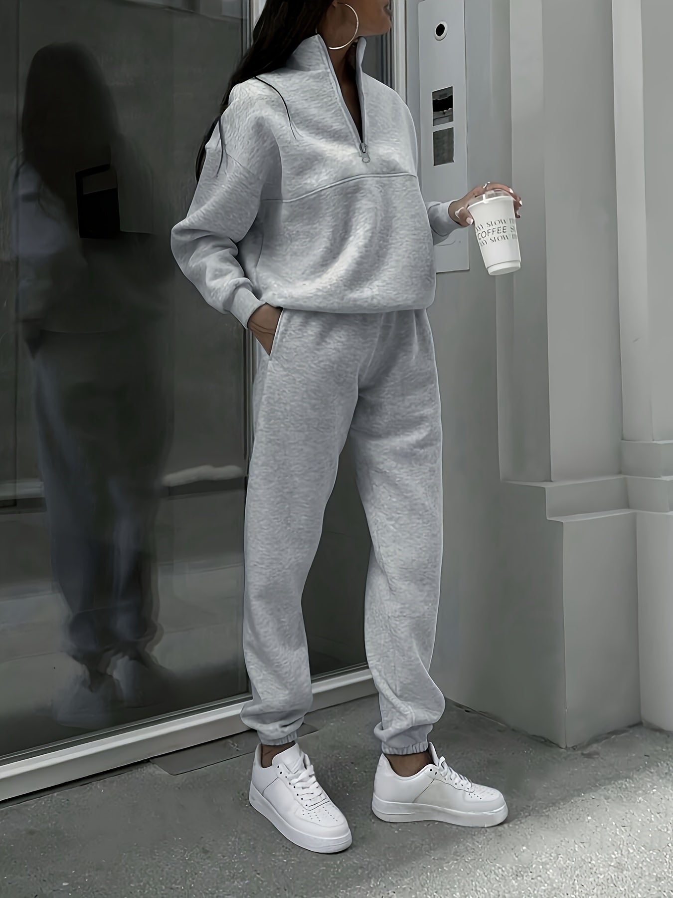 Women's Polyester Sweatshirt and Joggers Set Solid Color Fall Winter Machine Washable