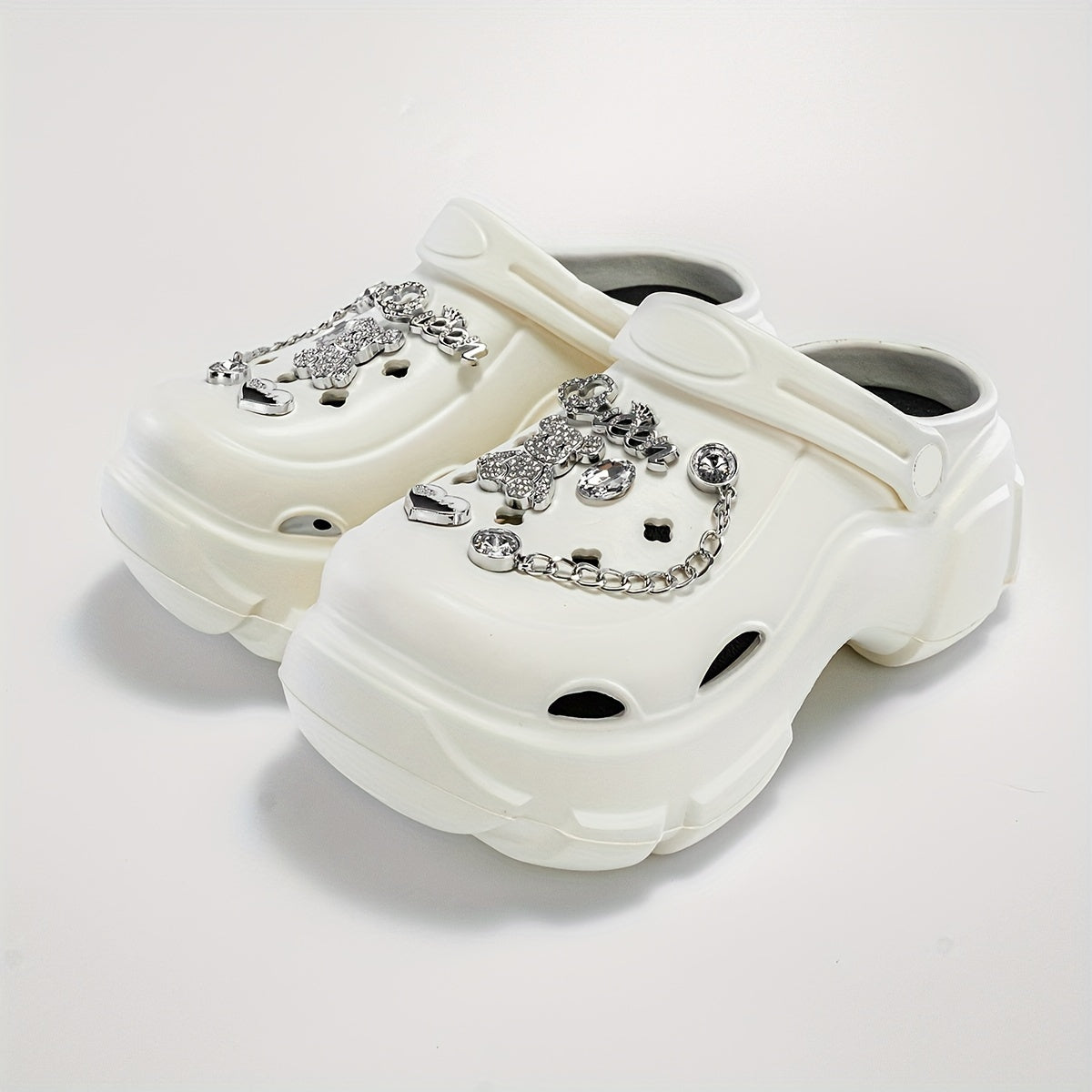 Women's Cartoon Rabbit Clogs Breathable Non-Slip Summer Beach Sandals