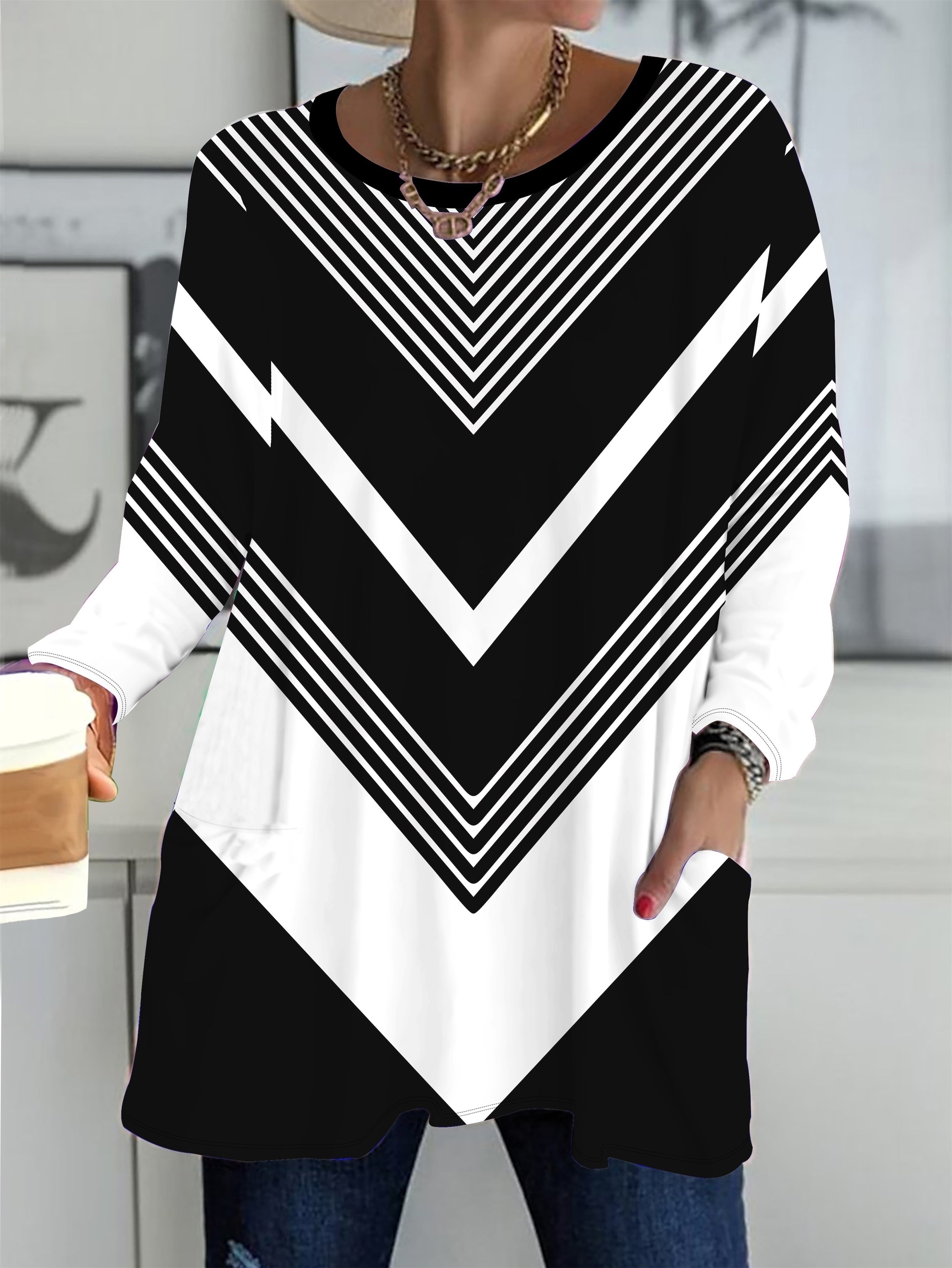 Women's Plus Size Long Sleeve T-Shirt Polyester Knit Geometric Pockets