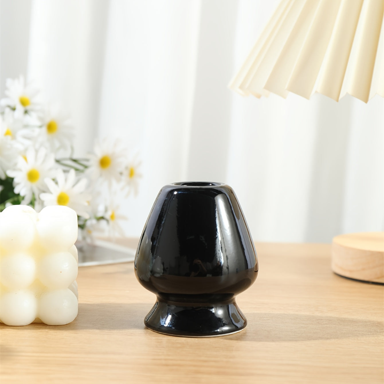 Keramika Matcha choy shlyapa tutqich uchun bambuk Chasen asbob va maydalagich cho'tkasi bilan stand