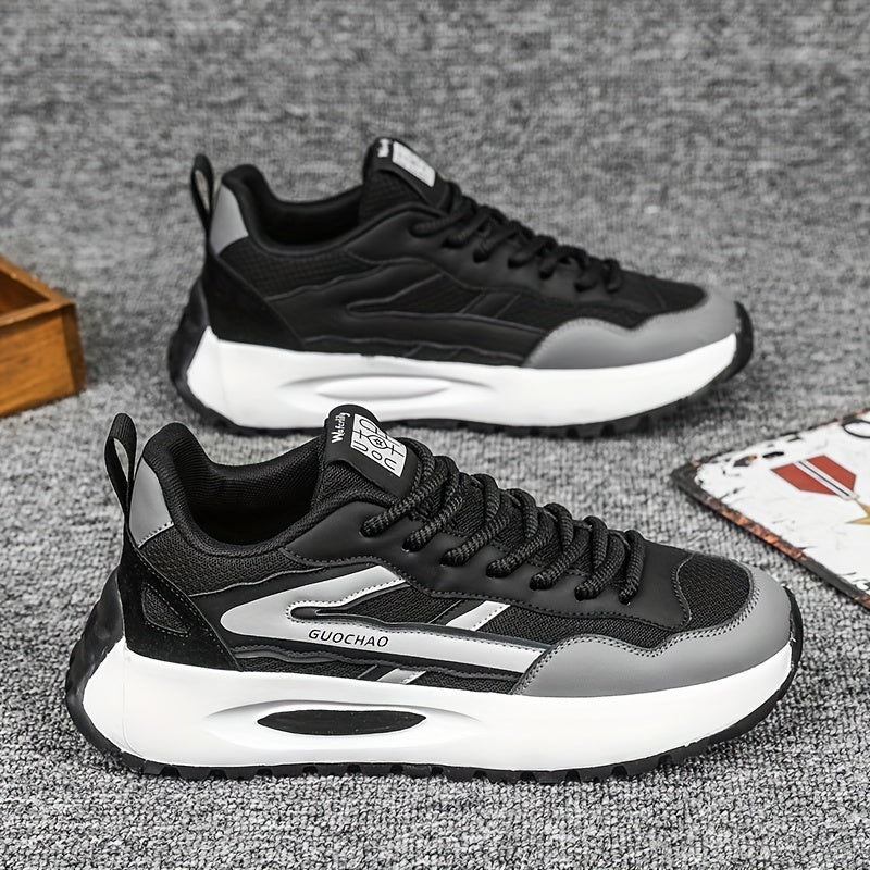 Erkaklar uchun nafas oladigan yengil yugurish poyabzallari bahor va yoz uchun