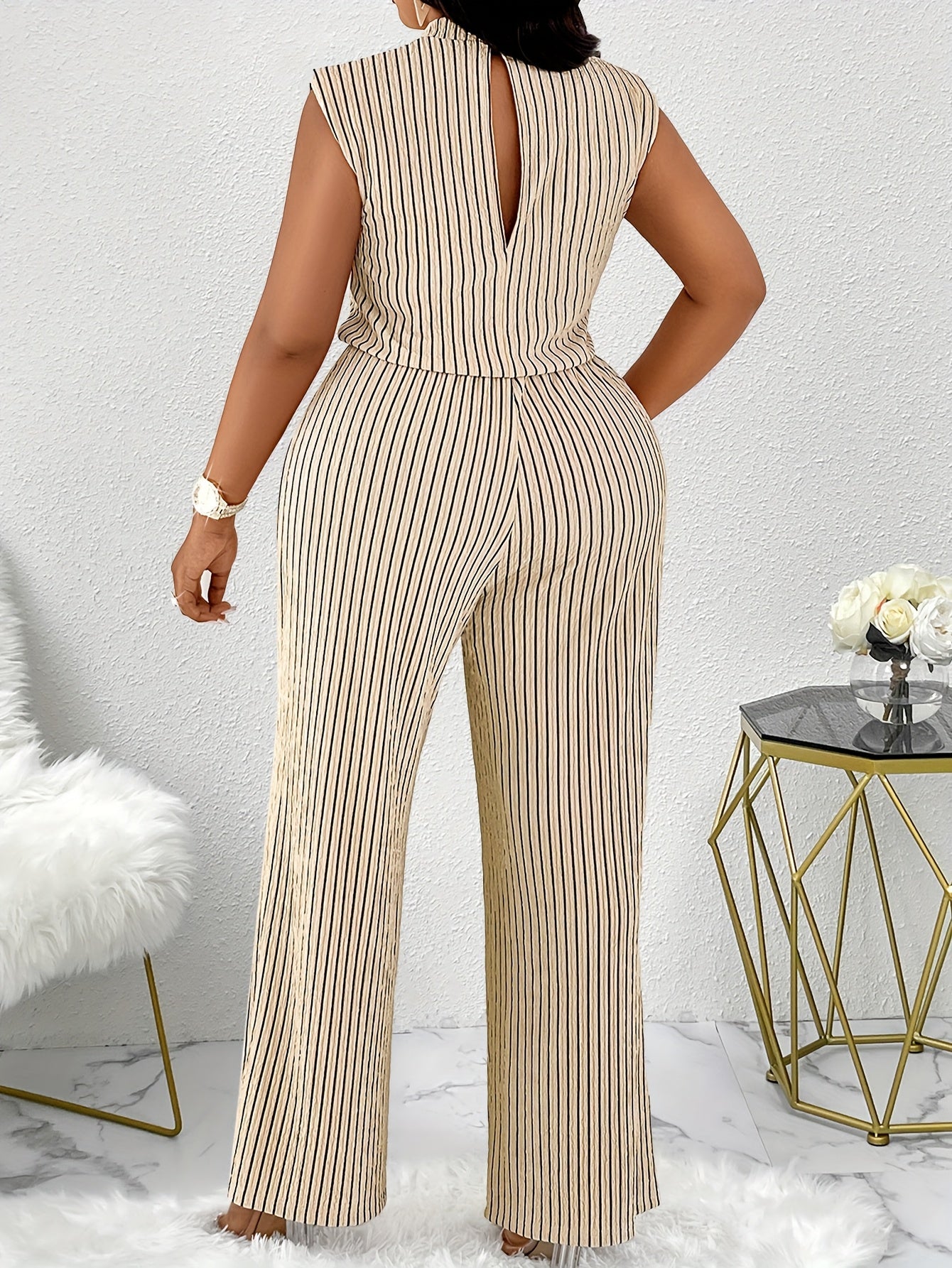 Mono sin mangas de talla grande en azul marino con pantalón ancho para mujer