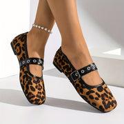 Zapatos de mujer con estampado de leopardo en Mary Jane, de tela, con cordones y correa en el tobillo