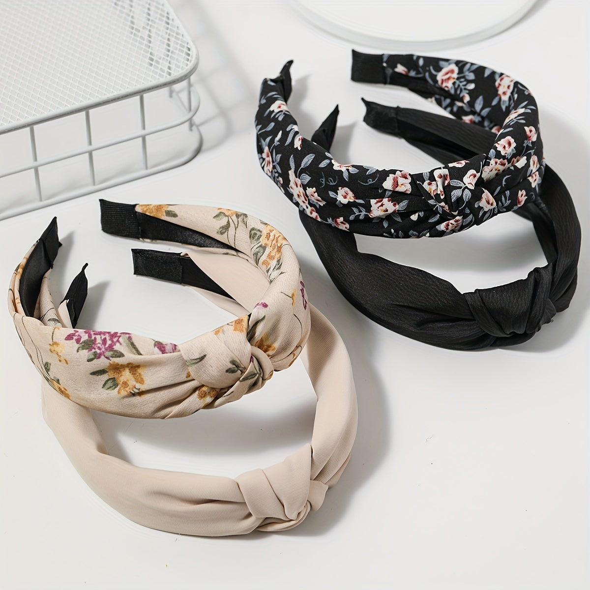 Set of 4 Wide-Brimmed Non-Slip Headbands for Women Hair Accessories