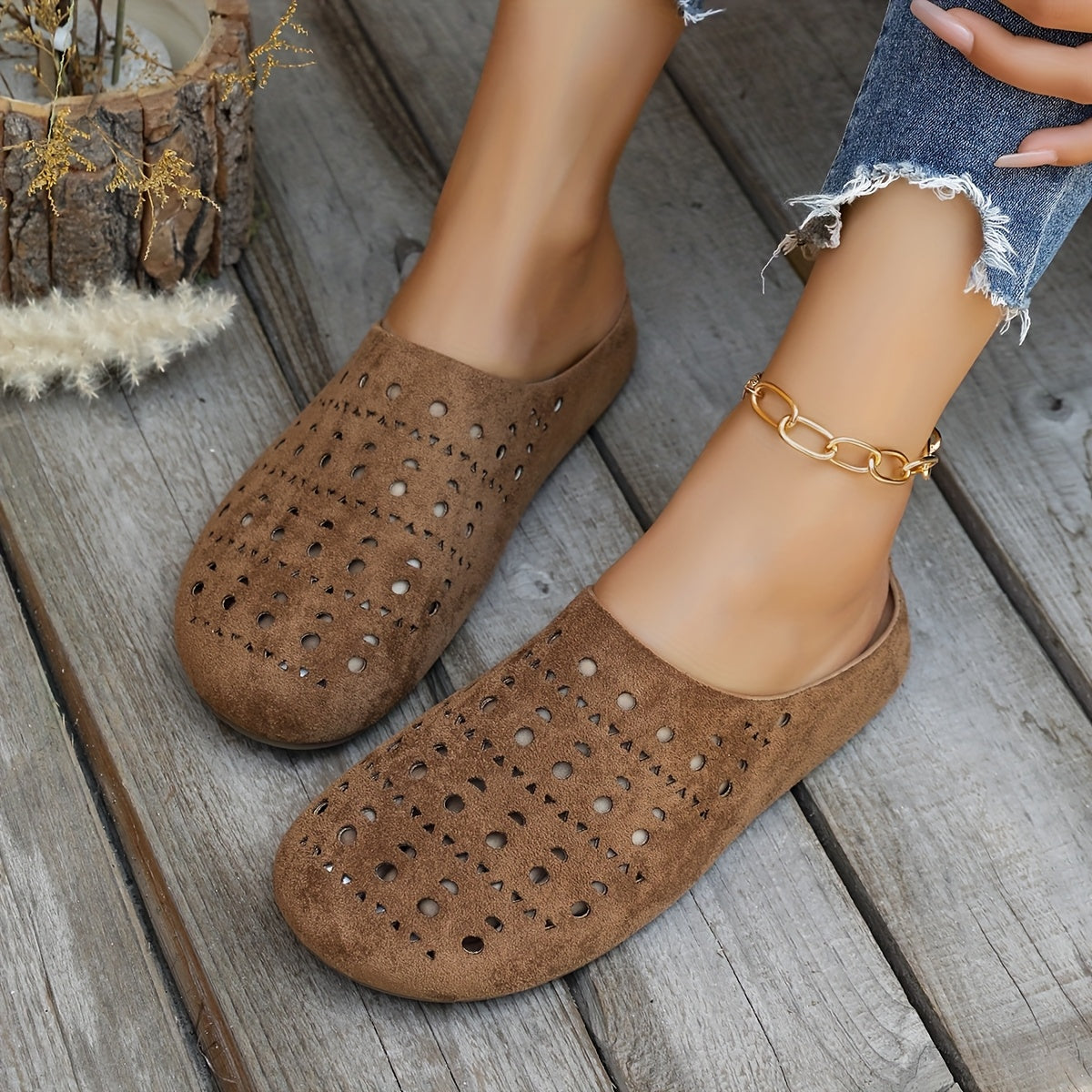 Women's Breathable Geometric Cut-Out Flat Mules Open-Toe Summer Sandals