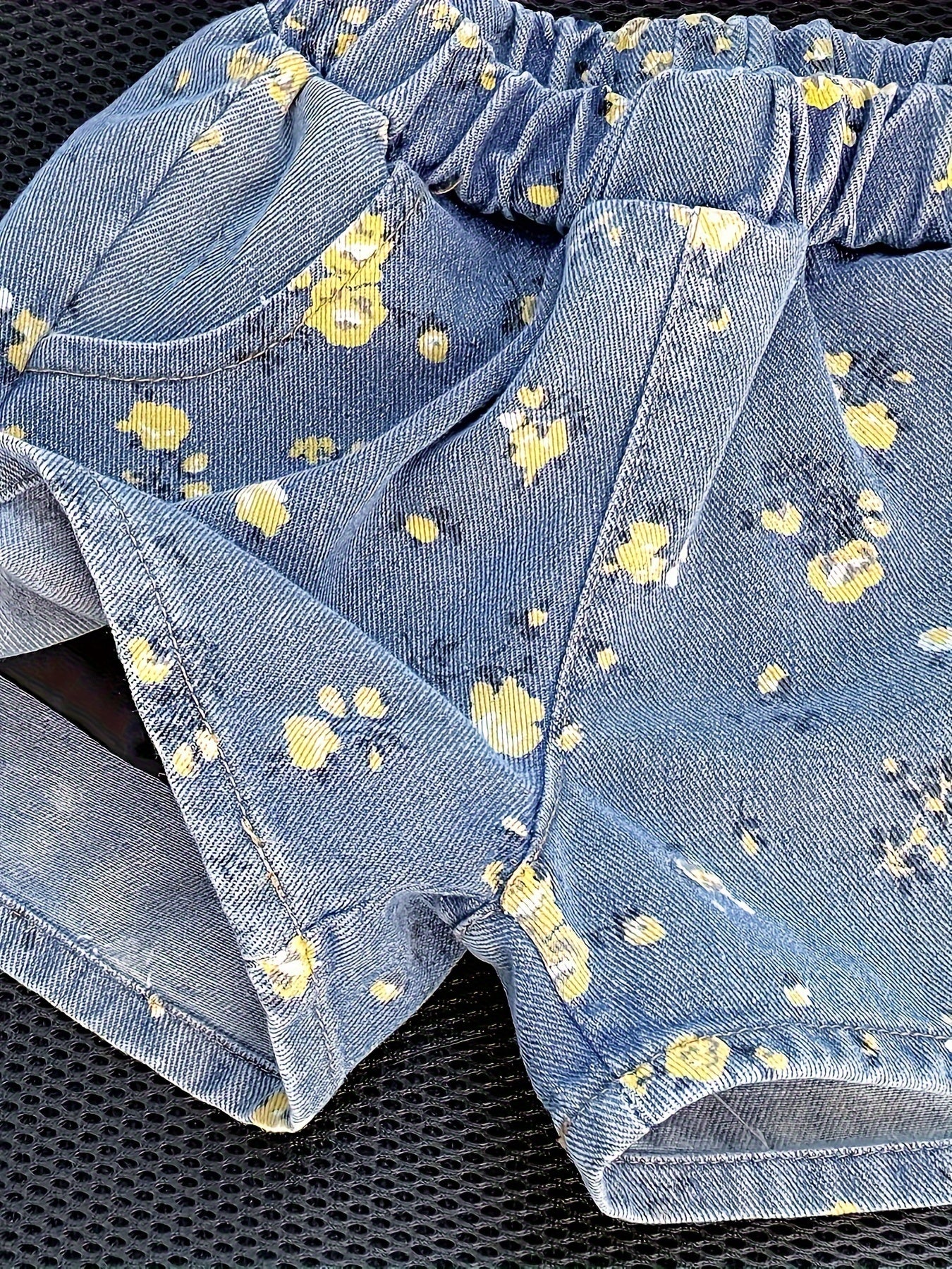 Conjunto de verano de mezclilla para niñas con pantalones cortos con estampado floral y camiseta de manga corta