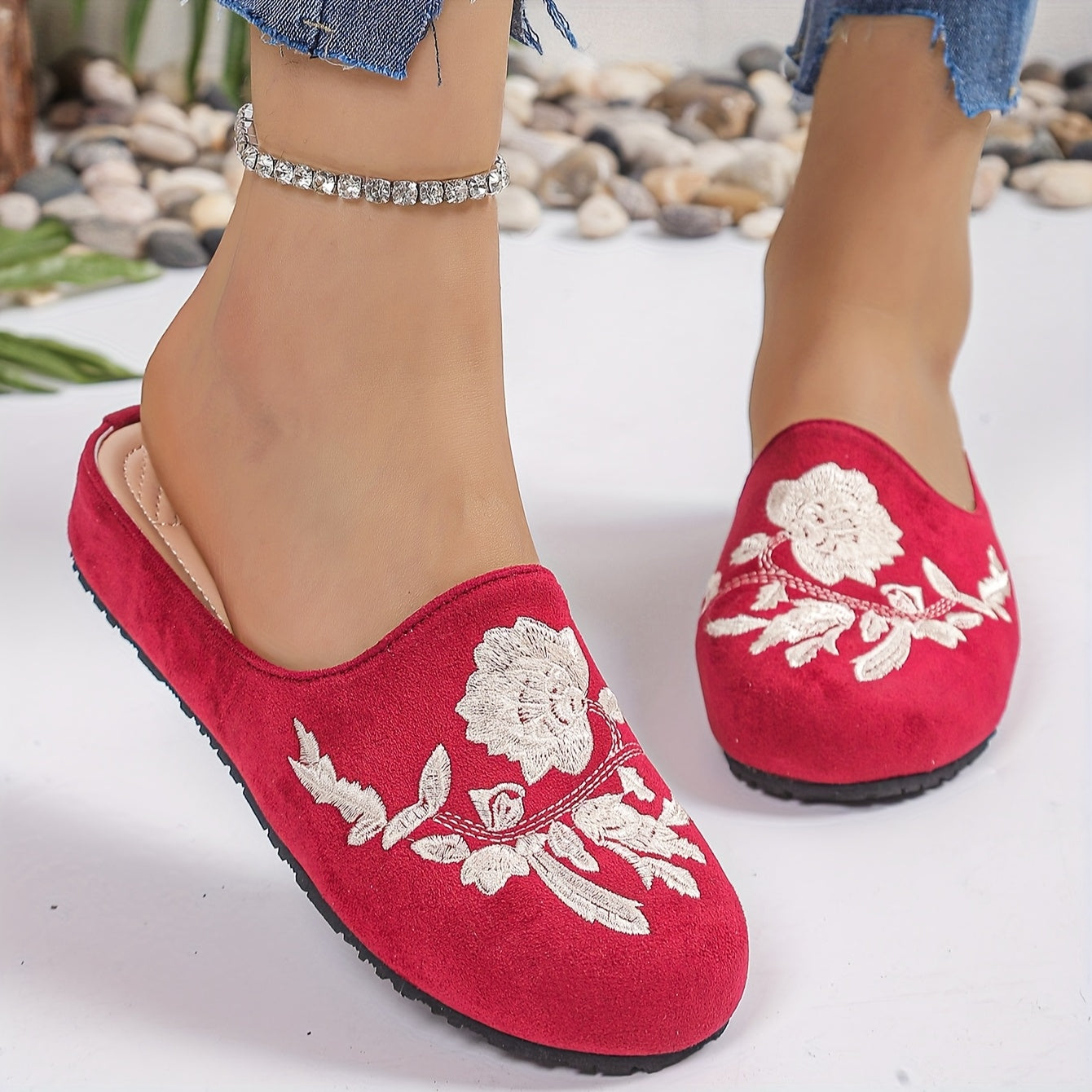 Women's Printed Comfortable Home Slip Ons for Indoor Use