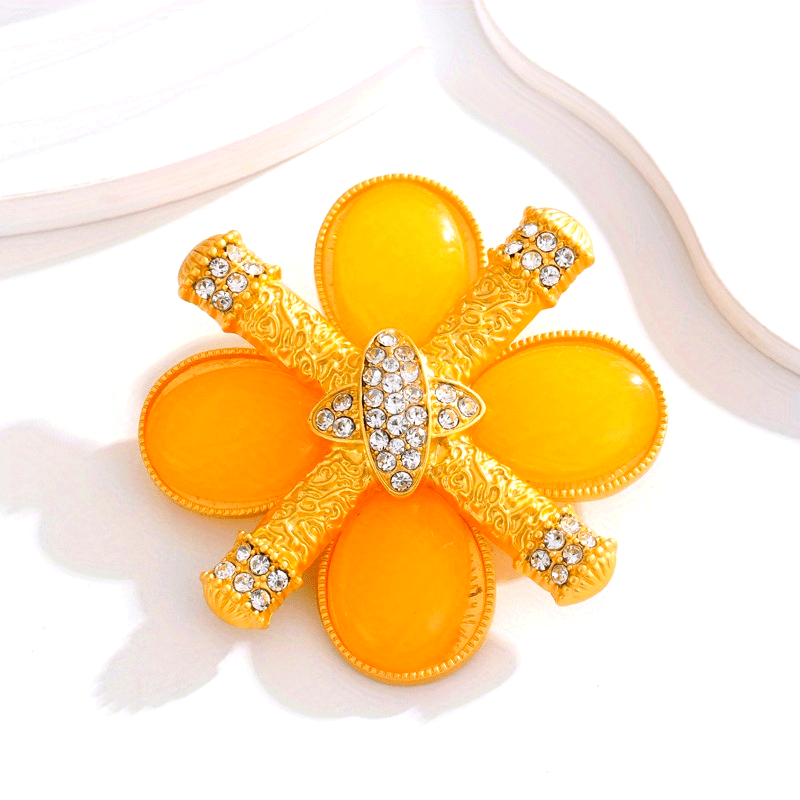 Vintage Rhinestone Flower Brooch Pin for Women Elegant Decorative Jewelry