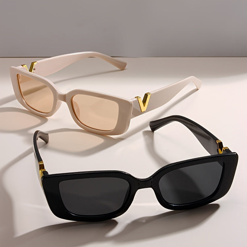 Ayollar uchun mushuk ko‘zli moda ko‘zoynaklar, kichik to‘rtburchak ramka, qora, V shaklidagi juftlik