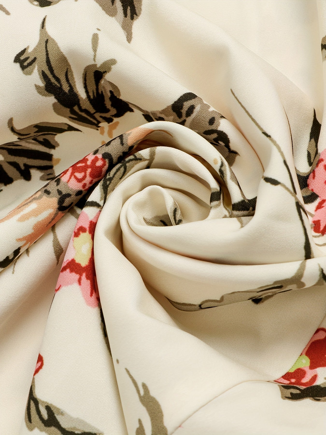 Gul naqshli, yarim yengli, elegant crew neck ko'ylak, bahor va yoz uchun mukammal. Ayollar kiyimlari.