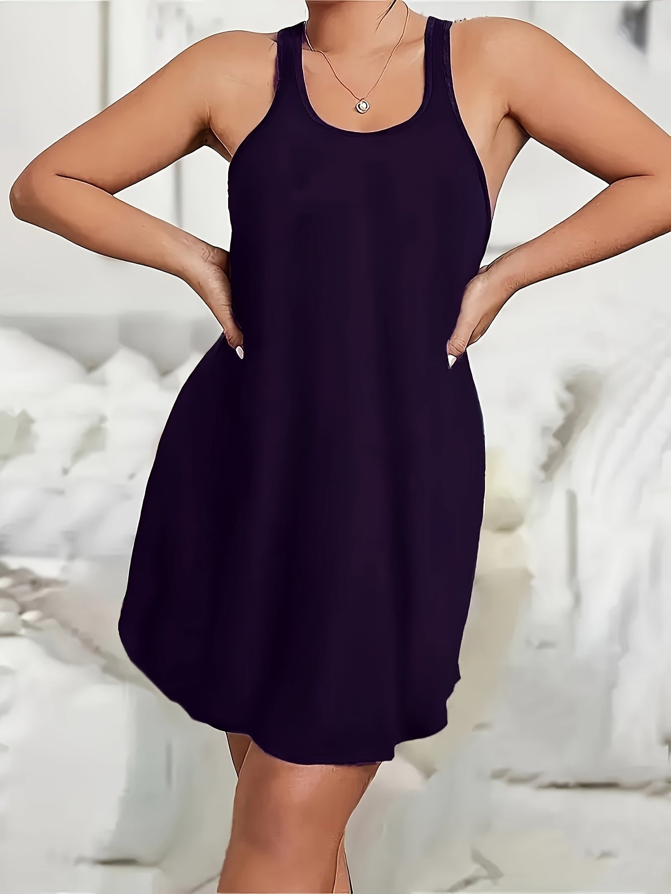 Yozgi bahor/yaz kolleksiyasidagi ayollar uchun 3-qismli plussayz, yengsiz, tasodifiy uyqu ko'ylaklari to'plami, dumaloq bo'yinli tank tunikalari.