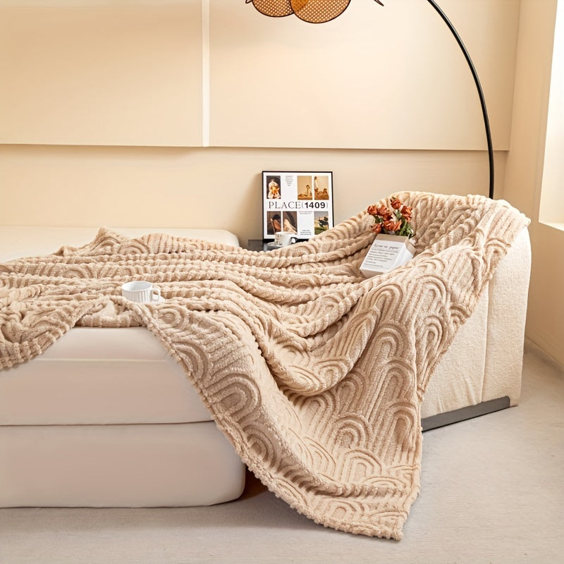 Striped Plush Bed Blanket with Vintage Roman Column Pattern Polyester All-Season Sofa Throw