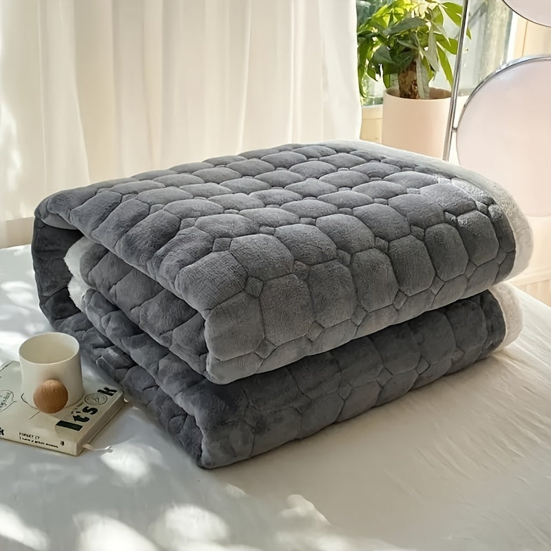 1 dona sutli velur matras, 4 burchakda elastik tasmalari bilan, yumshoq va mashinada yuvish mumkin. Yotoqxona, divan yoki mehmon xona uchun mos.