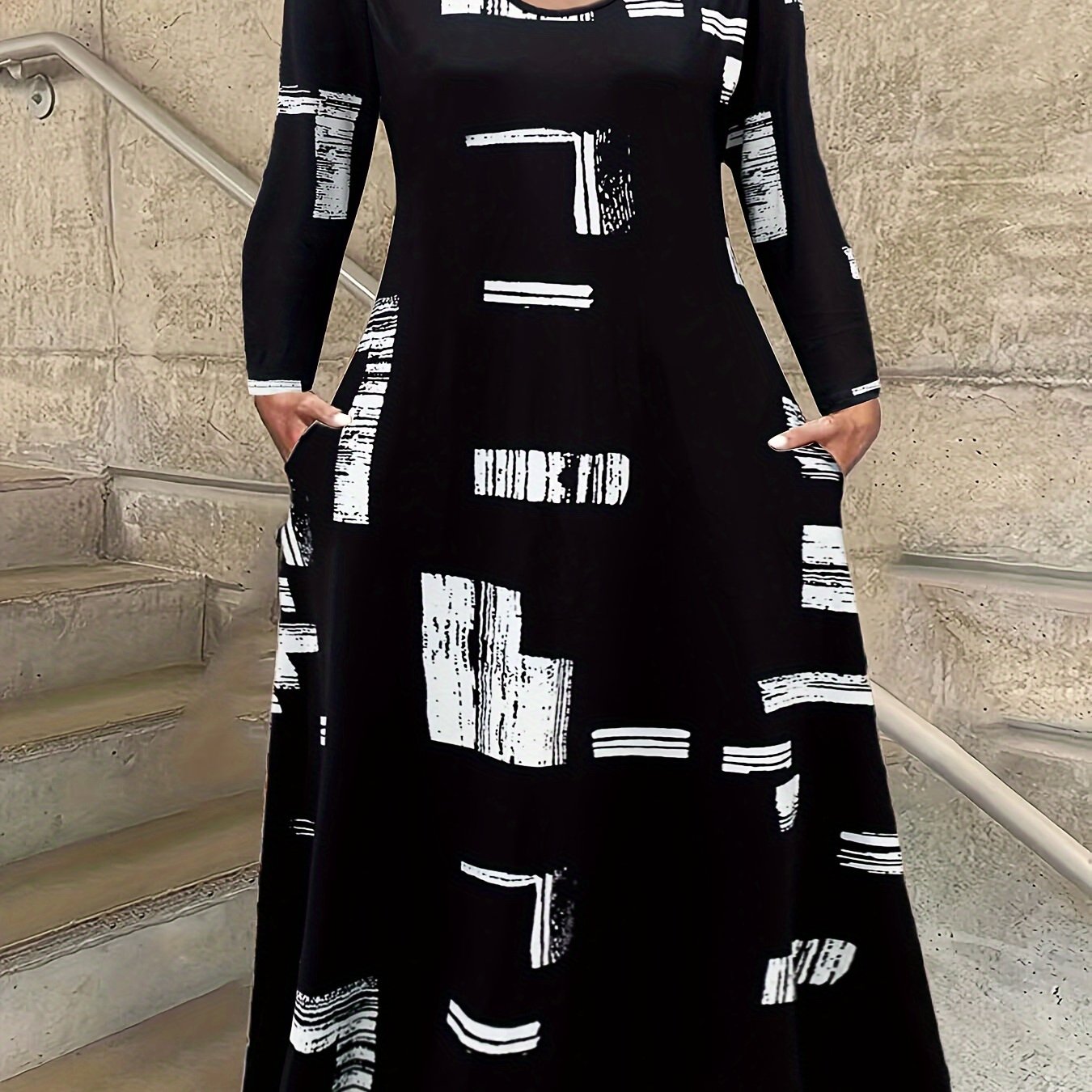 Plus Size Long Sleeve Crew Neck Dress with Pockets Patchwork Knit Fabric All-Season