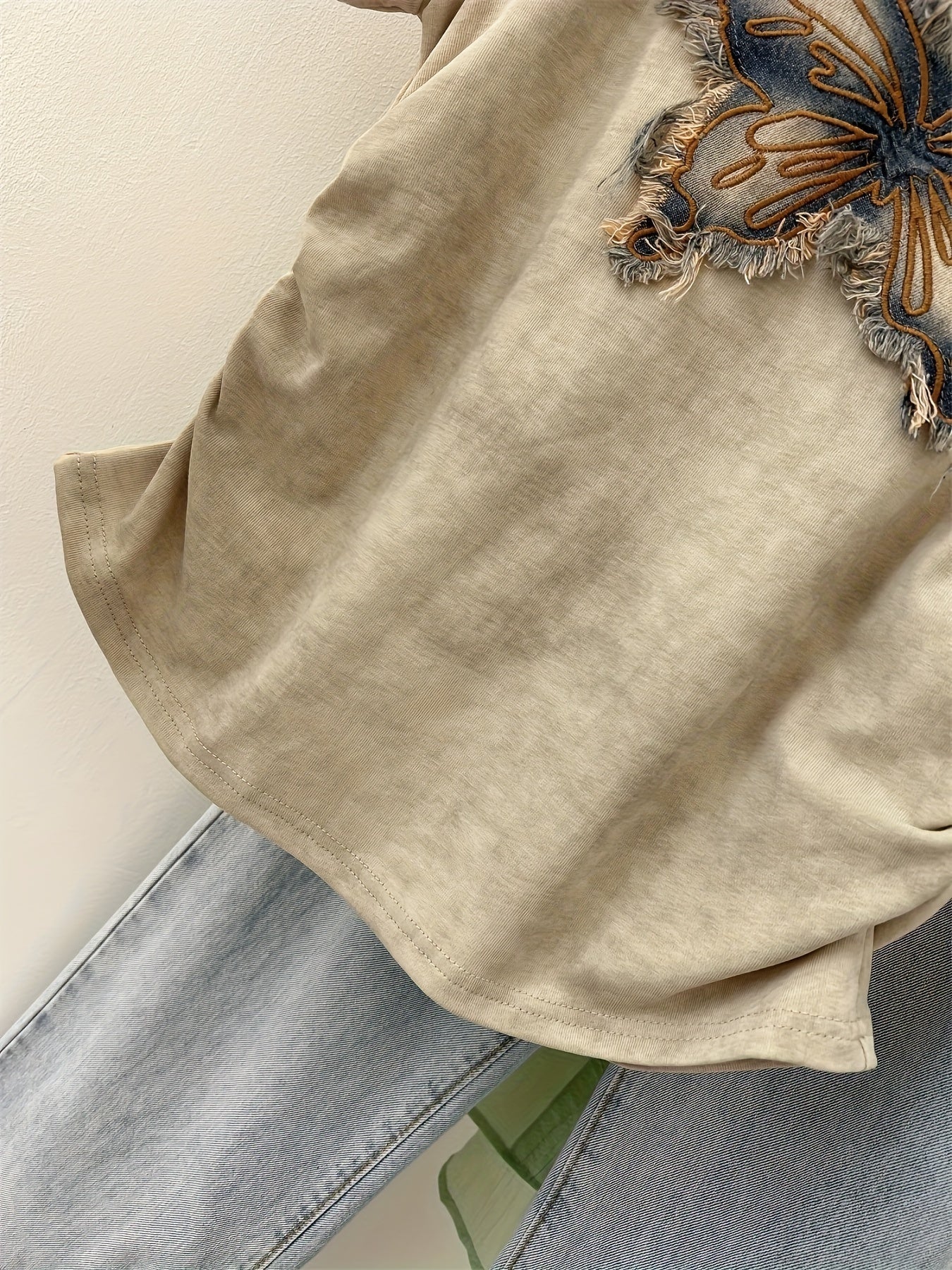 Women's Butterfly Embroidered Short Sleeve Cotton T-Shirt for Spring and Summer