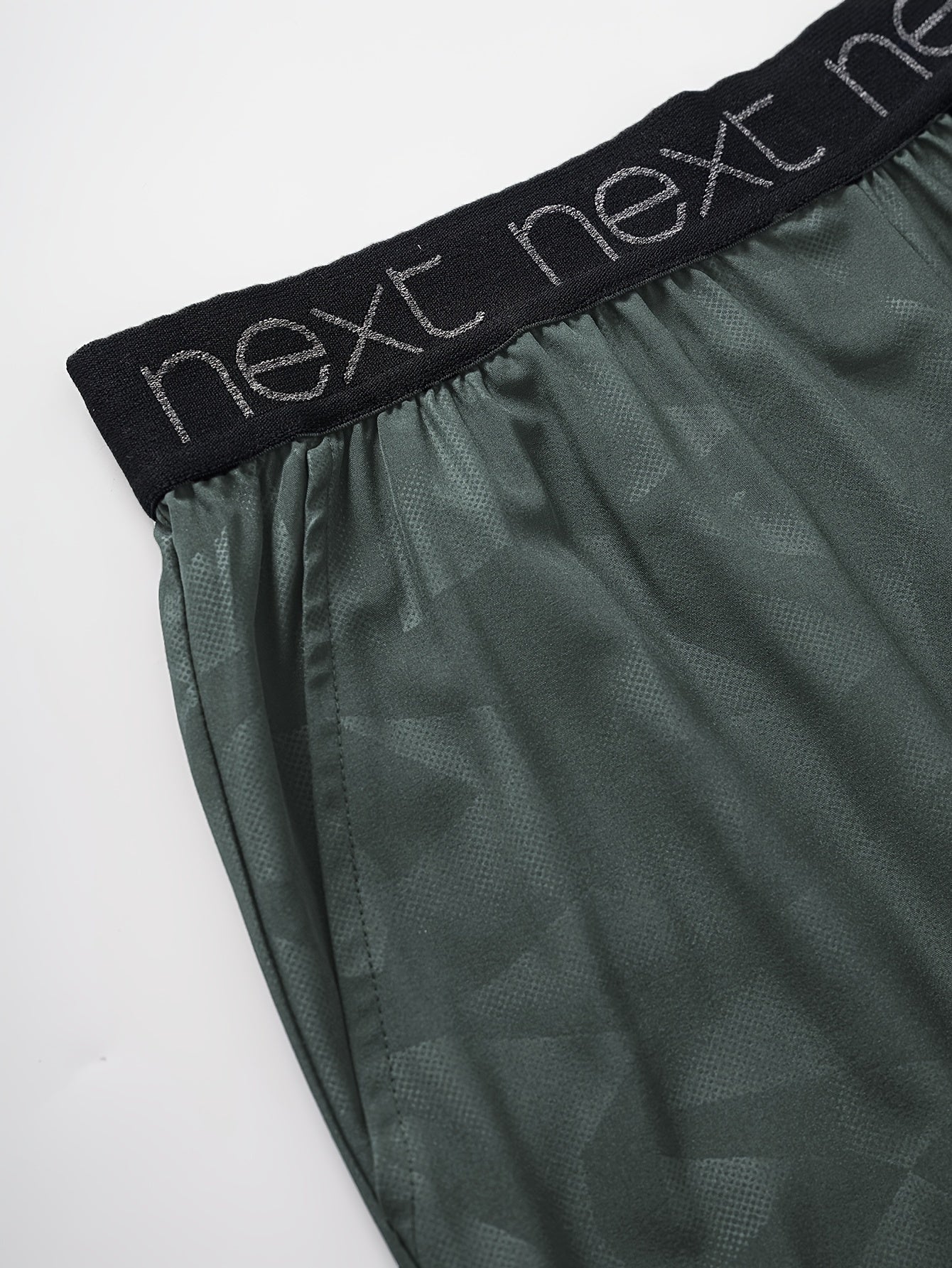 Men's Bull Skull Print Athletic Shorts Polyester Elastic Waist Pockets Quick-Dry Summer