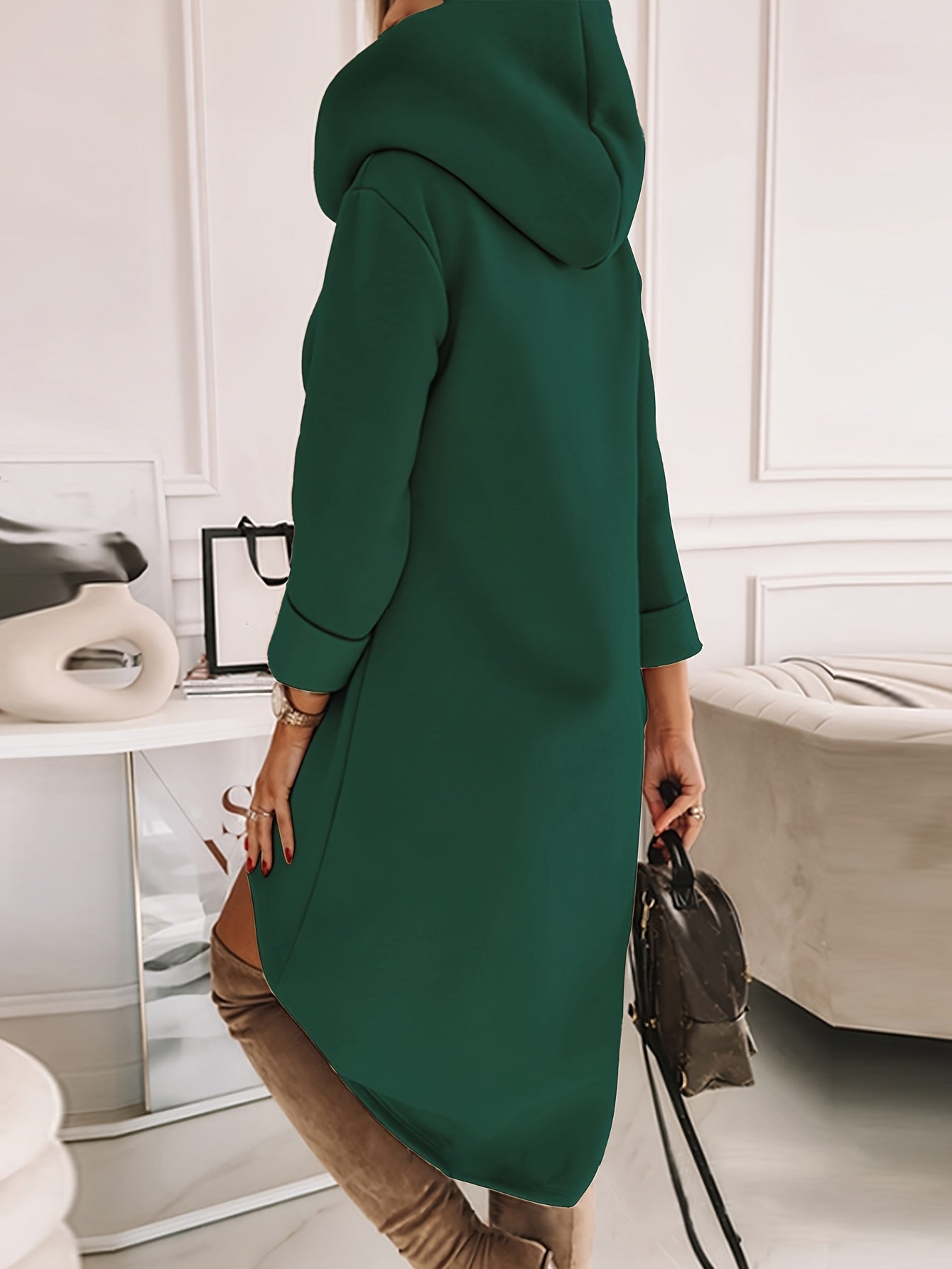 Ayollar uchun 100% polyester to'qima matodan tayyorlangan kapuchonli tunika ko'ylak, geometrik naqsh, appliqué tafsilotlari bilan, bahor, yoz va kuz uchun ideal.