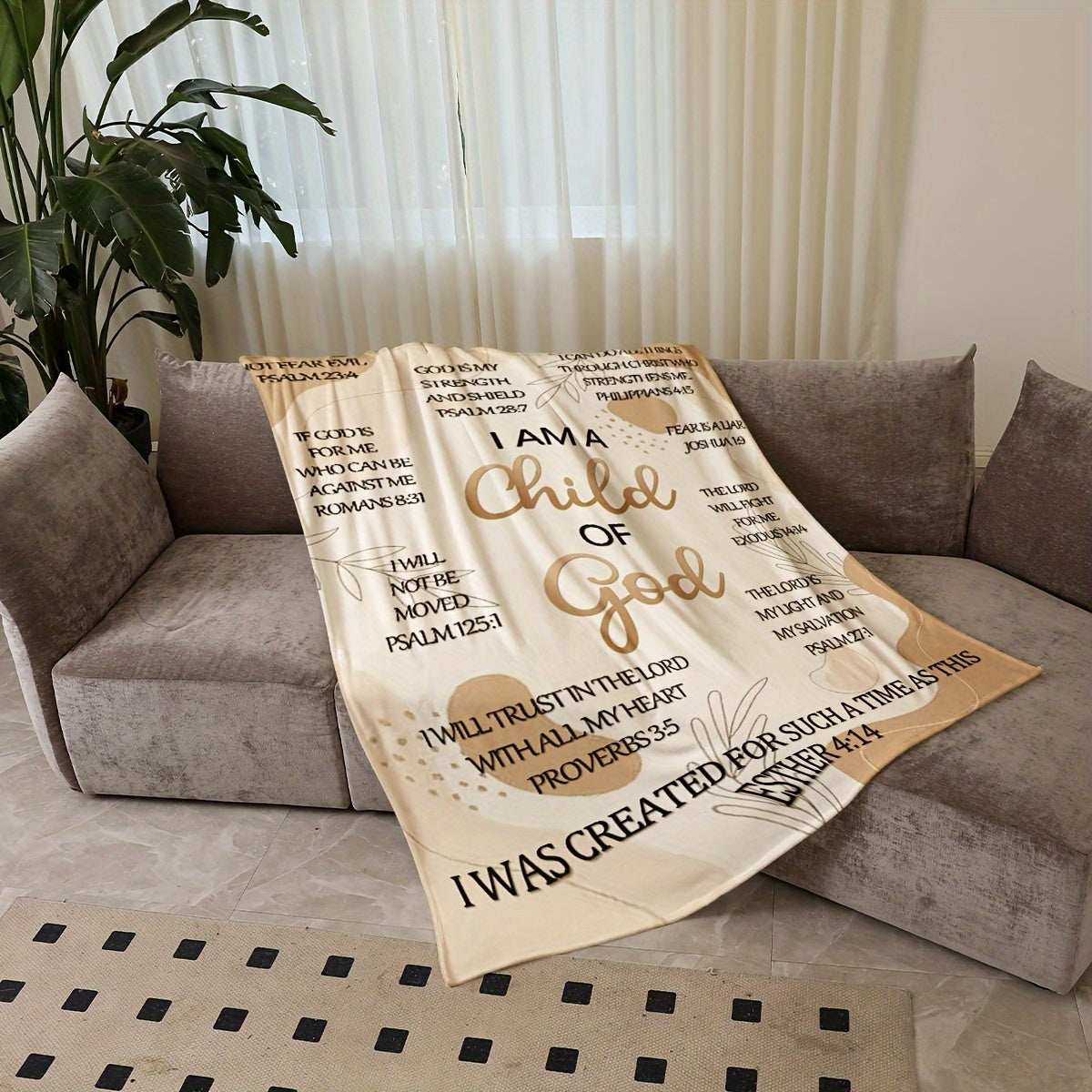Мягкое и комфортное одеяло с библейским стихом, идеально подходящее для христианских женщин в качестве подарка. Это уютное флисовое одеяло двустороннее и идеально подходит для верующих. Отличный выбор для Секретных Сестер и религиозных подарков.