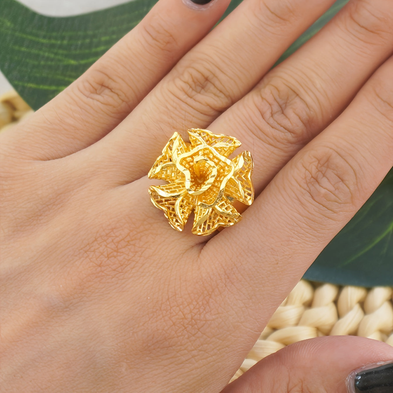 Boho-Chic Jewelry Set with Floral Pattern for Weddings and Events