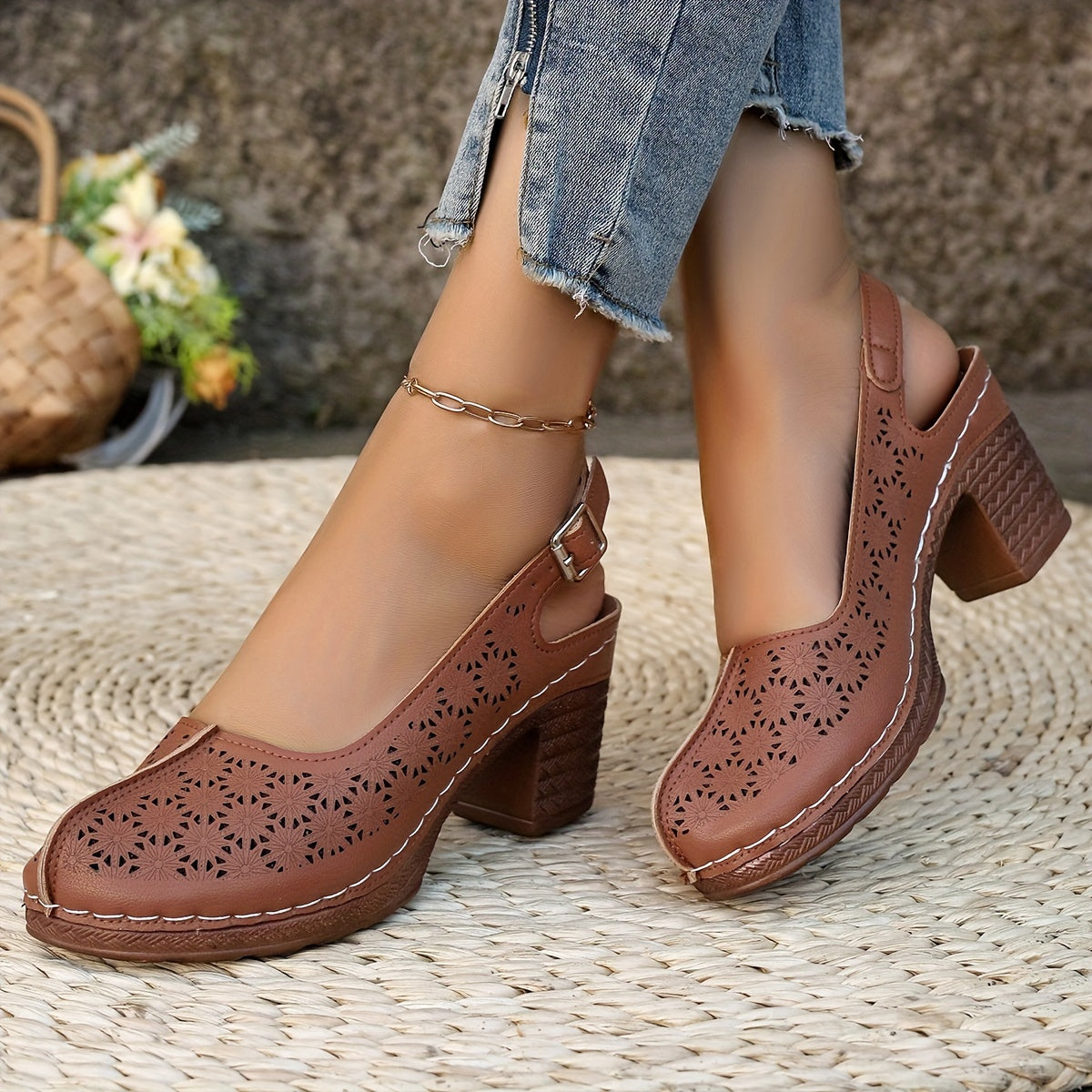 Women's High Heels Leather Closed Toe Strappy Chunky Heel Summer