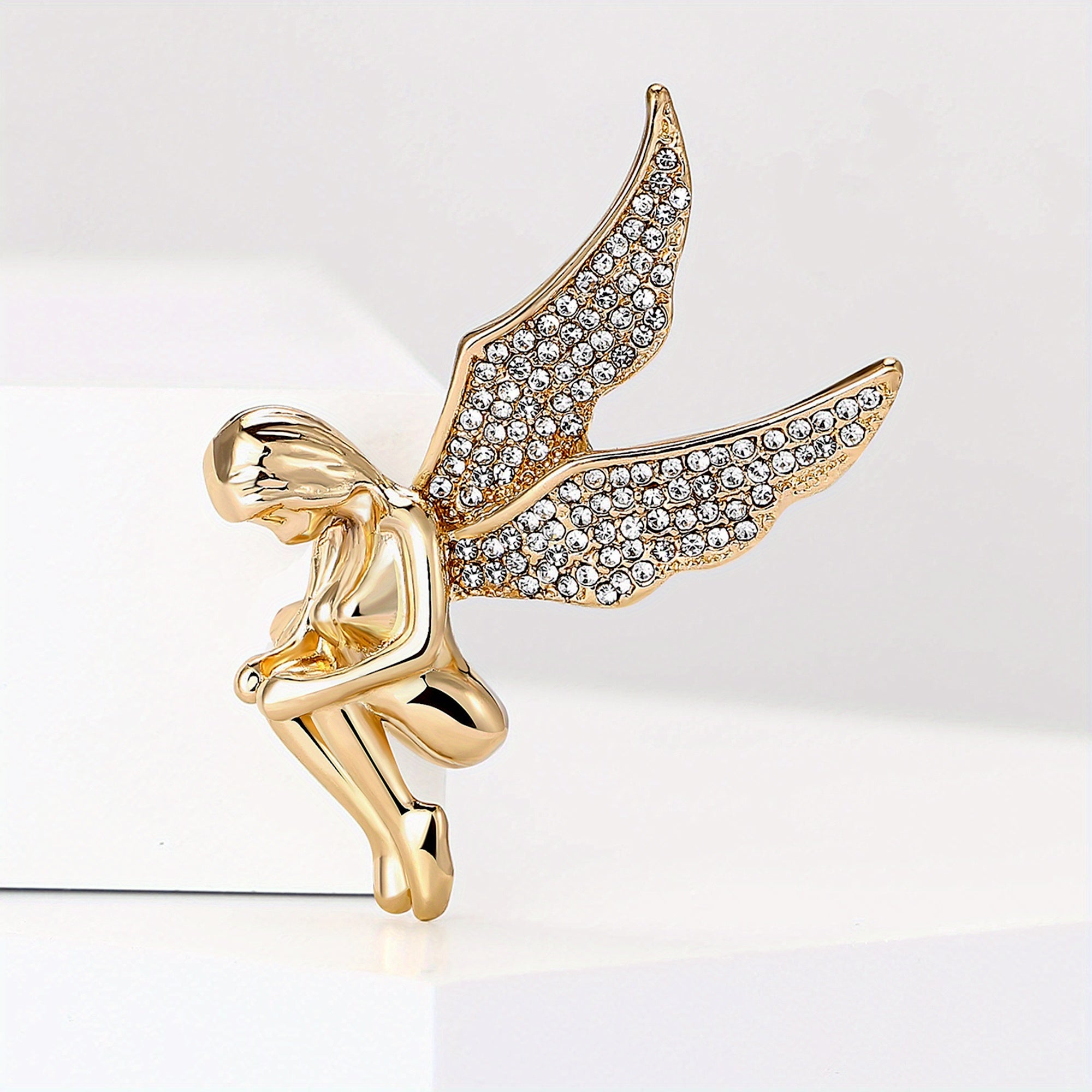 Women's Rhinestone Angel Embossed Alloy Brooch Stylish Lapel Pin