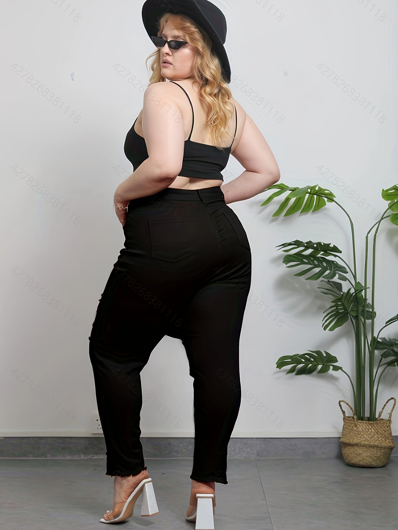 Jeans de mezclilla de talla grande para mujer de tiro alto y elastico, pantalones casuales de verano en rojo