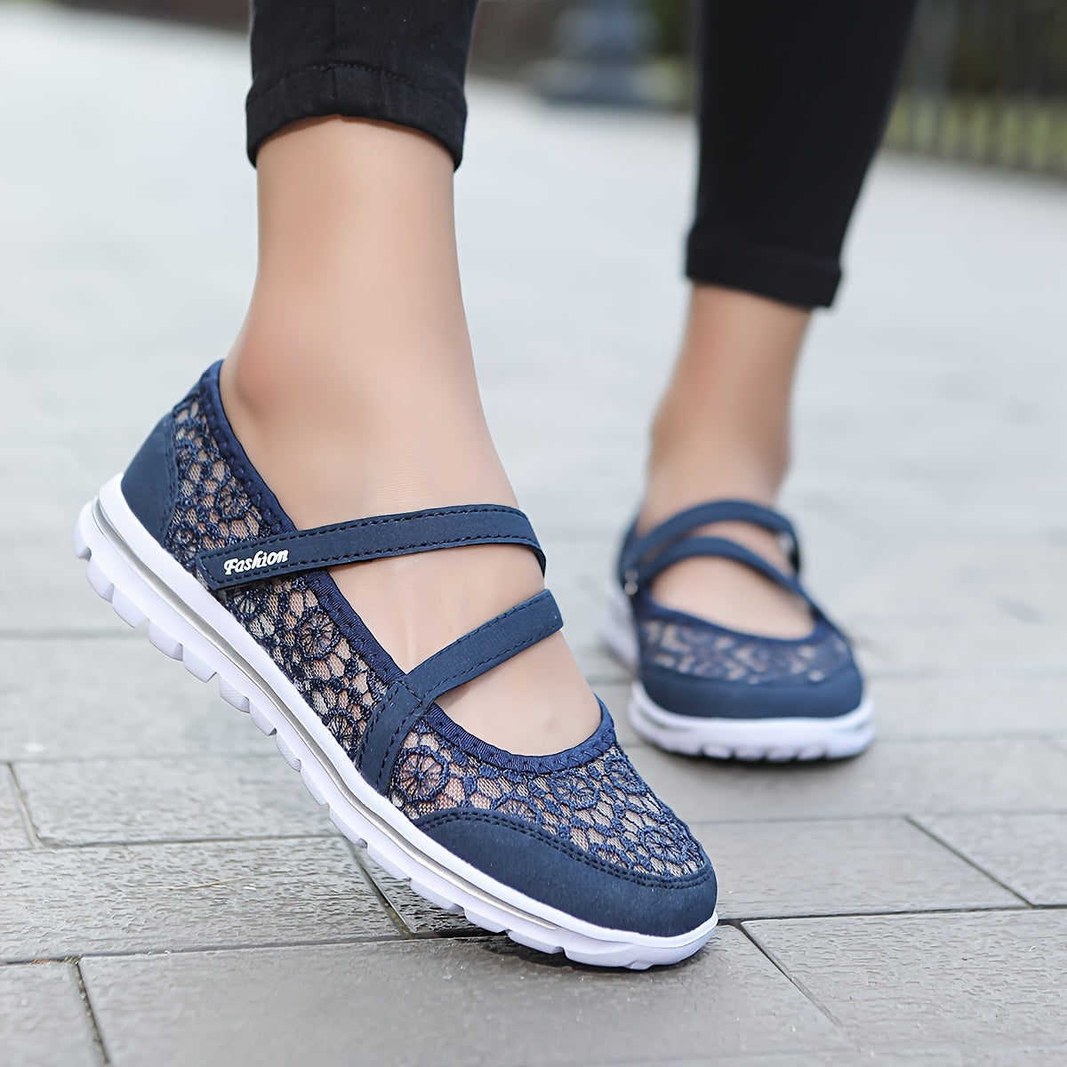 Women's Mesh Flat Shoes Breathable Slip-On Summer Low Top Fabric
