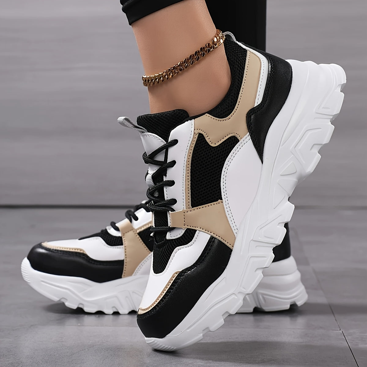 Ayollar uchun yengil sport poyabzali, kundalik nafas oladigan yugurish krossovkalar