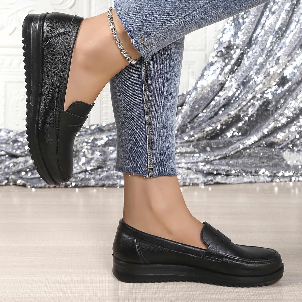 Women's PU Slip-On Flats Casual Shoes Brown Black All-Day Comfort