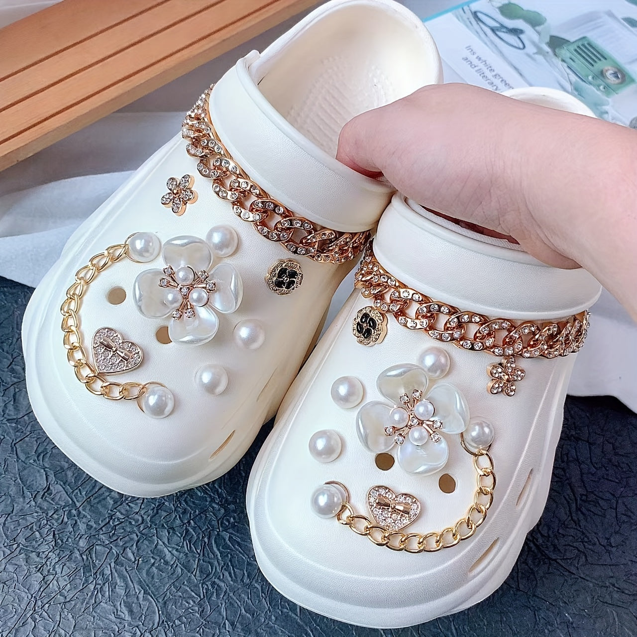 Women EVA Sandals Flat Heel Lightweight Breathable with Faux Pearl