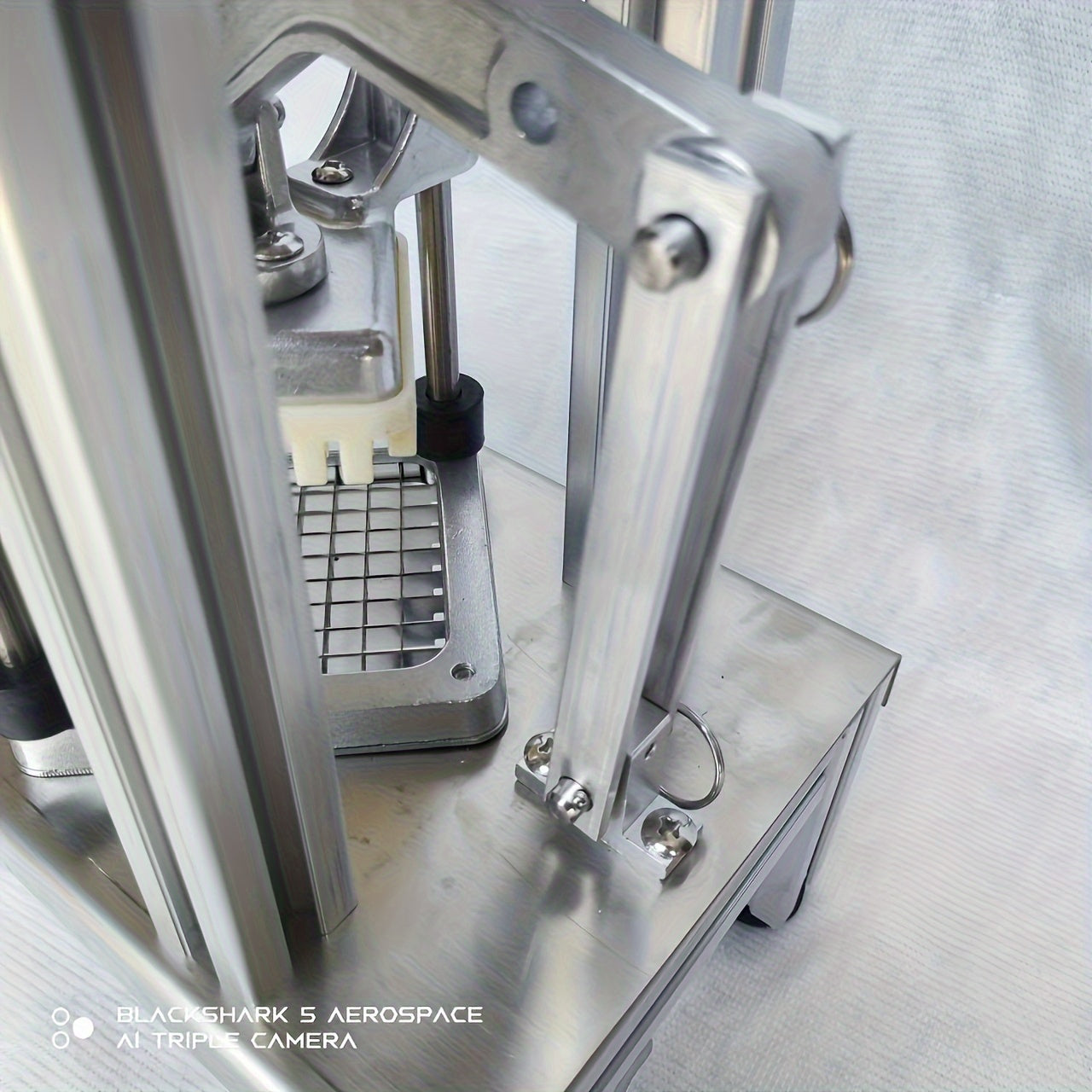 French Fry Cutter Vegetable Slicer for Potatoes Carrots Cucumbers Kitchen Tool