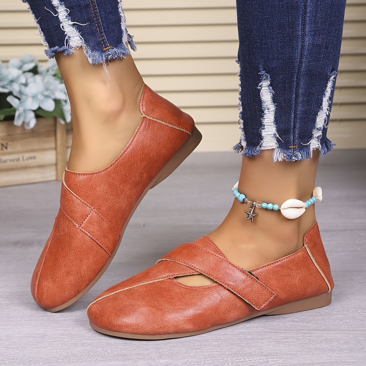 Women's Retro-Style Comfort Flats with Hook-and-Loop Fastener in Green