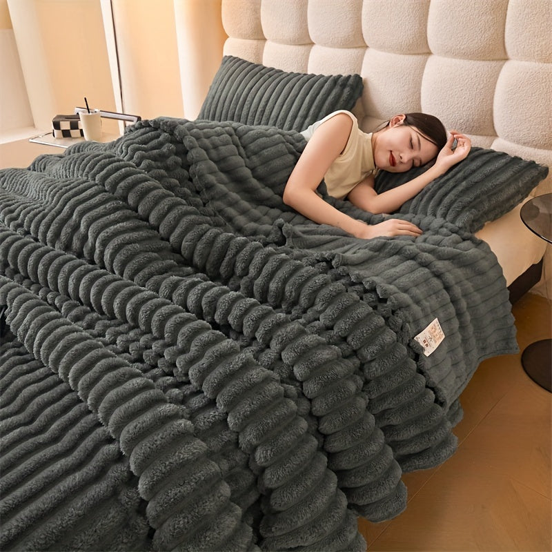Striped Faux Fur Throw Blanket Cozy Knitted Polyester Bedspread for Sofa and Travel
