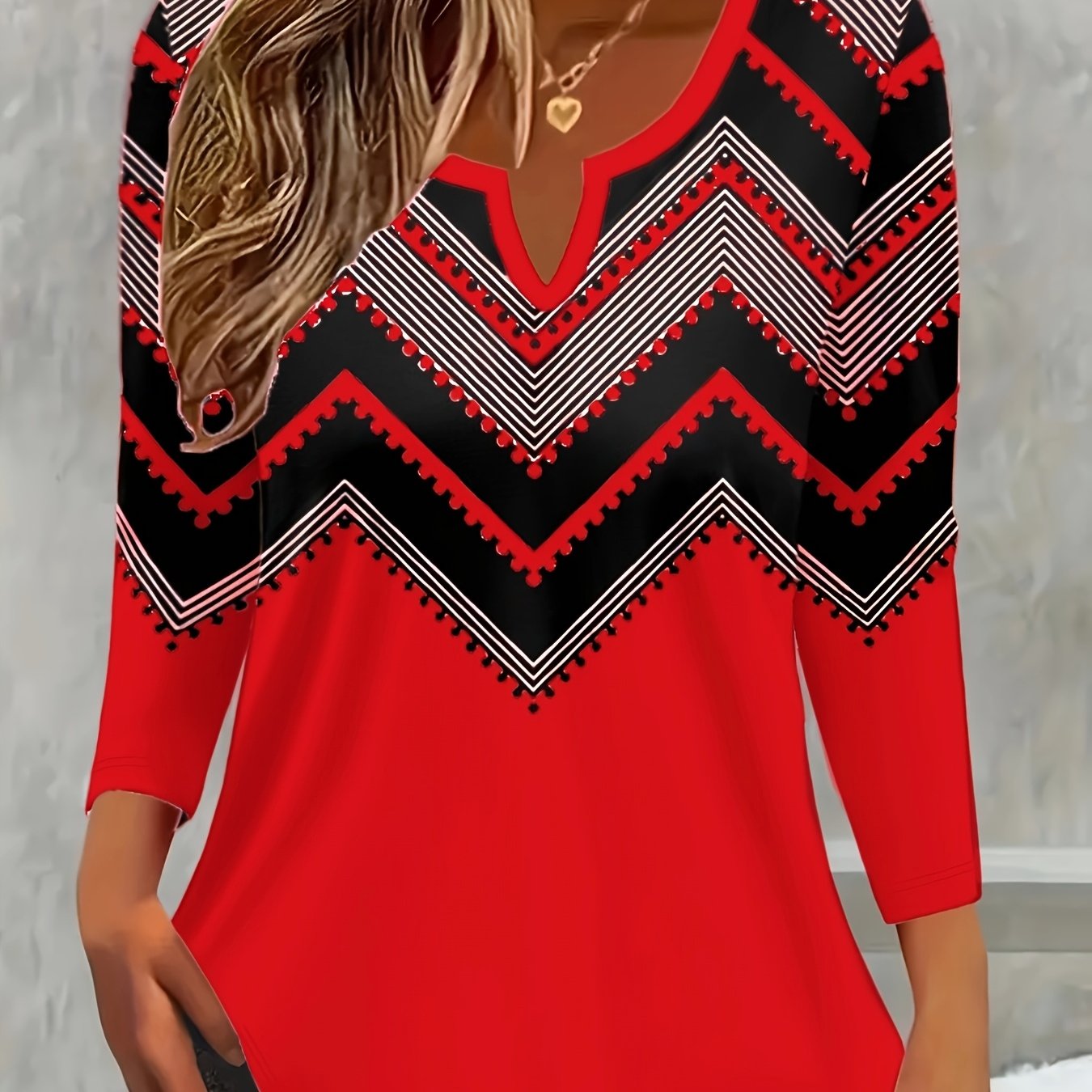 Women's Plus Size Wavy Print Notch Neck Long Sleeve T-Shirt