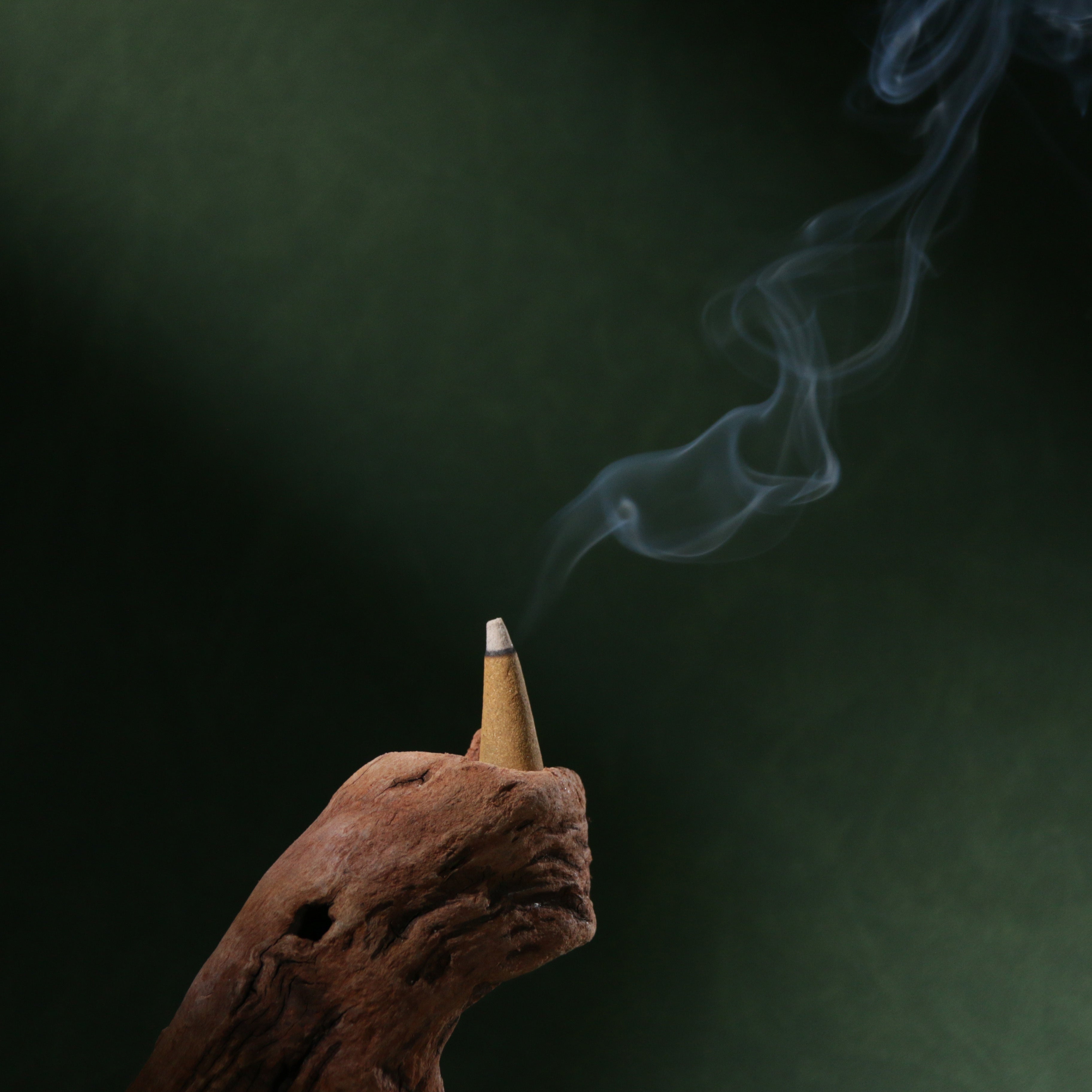 5/10 шт. ручной работы конусов благовоний Белый Мускус с сильным ароматом, идеально подходящих для очищения пространства и содействия расслаблению, доступны для использования в спальнях, во время медитации, йоги или для устранения негативной энергии.