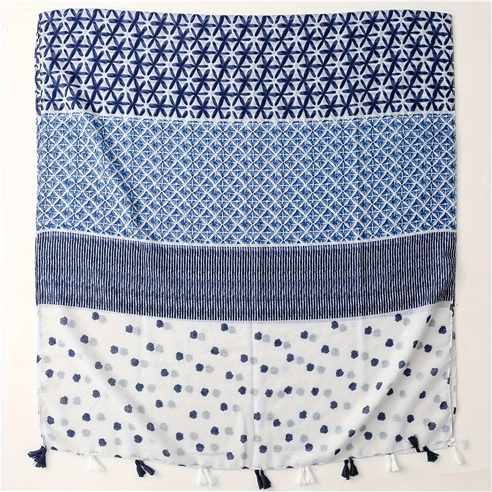 Women's Lightweight Printed Shawl with Tassels for Casual and Outdoor Wear