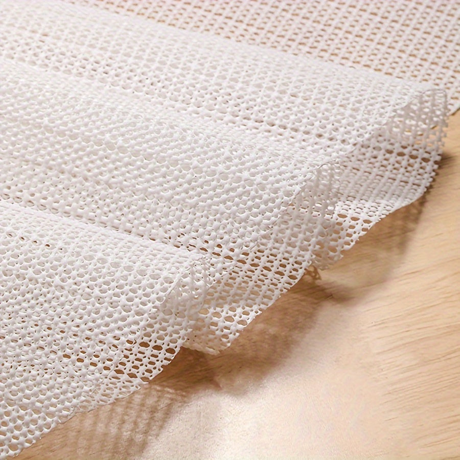 Household Essentials Set Including Anti-Slip Mat Quilt Fixer Sofa Pad and Mattress Gripper