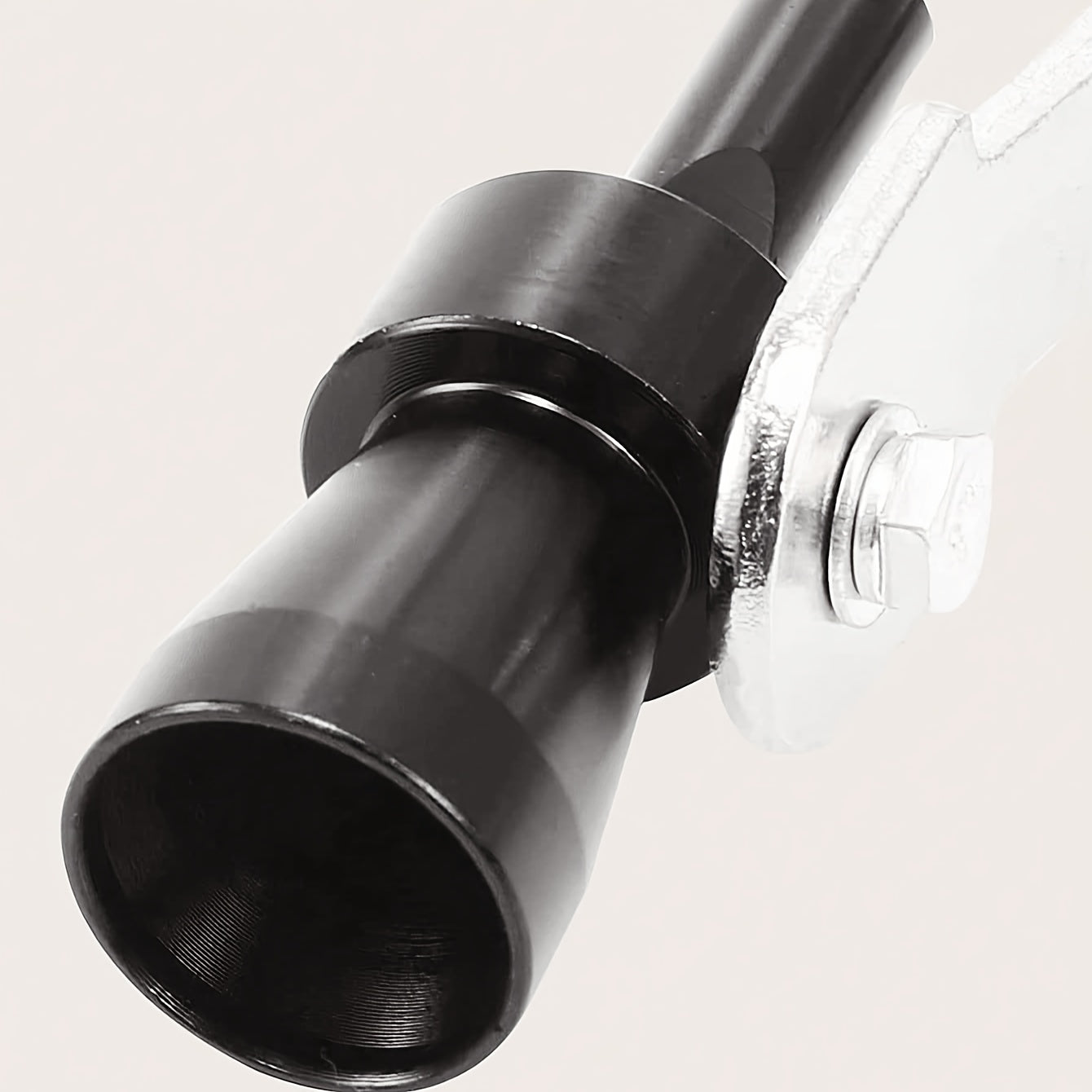 Universal Car Turbine Whistle Exhaust Sounder for 1-1.6L Engines