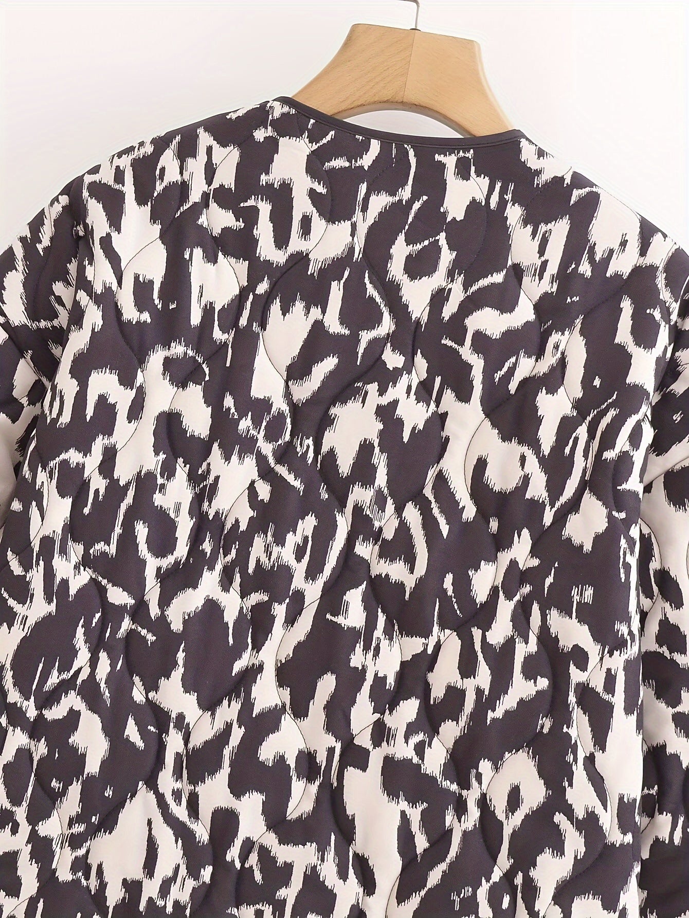 Women's Tie Dye Quilted Jacket with Button Detail Polyester Casual Long Sleeve