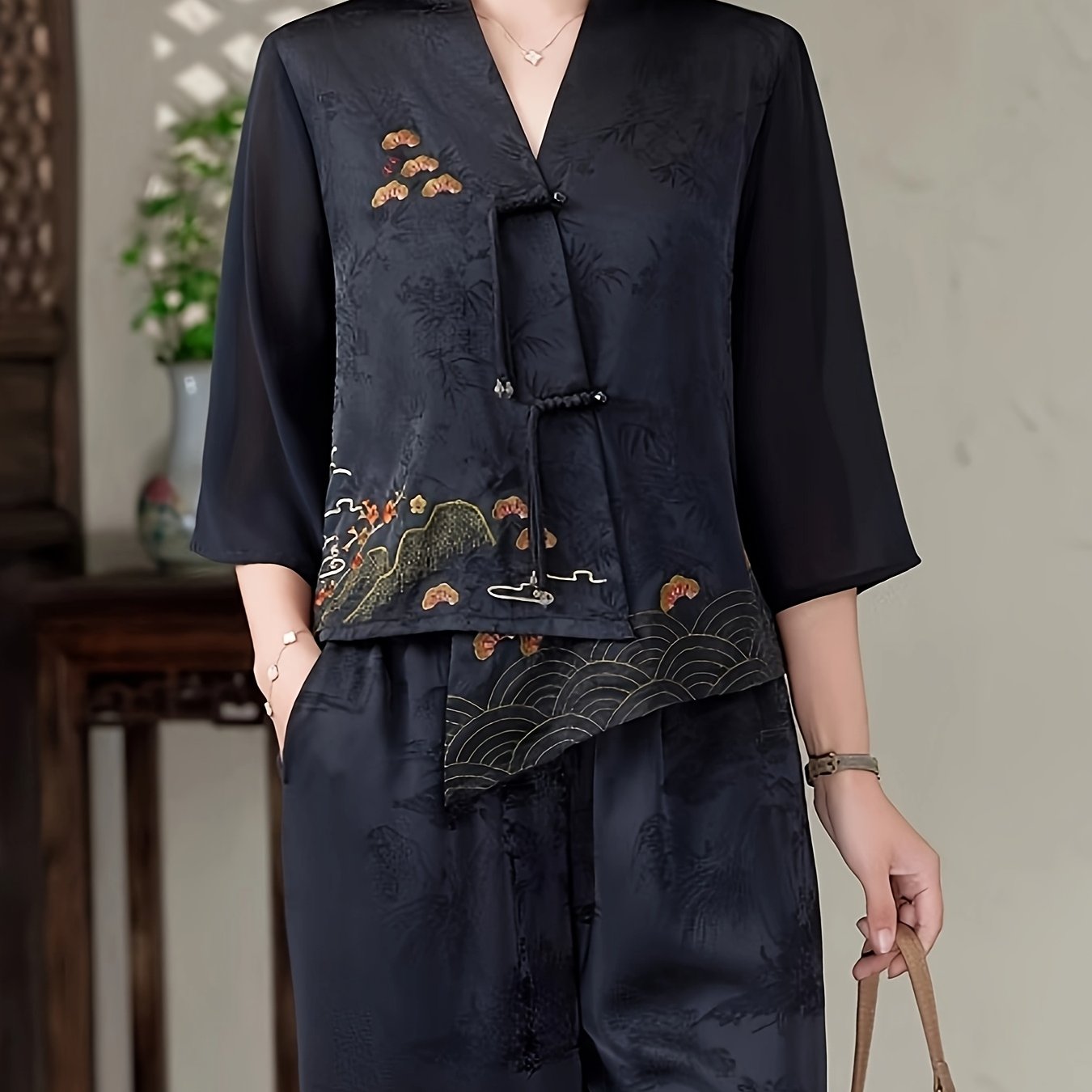 Women's V-Neck Blouse with Asymmetrical Hem Short Sleeve Casual Dressy