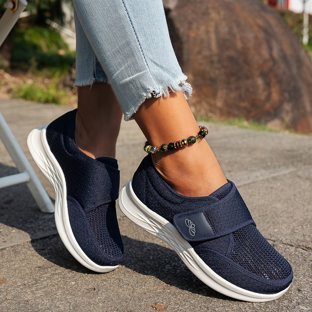 Ayollar uchun nafas oladigan, engil sport poyafzallari kundalik kiyim uchun